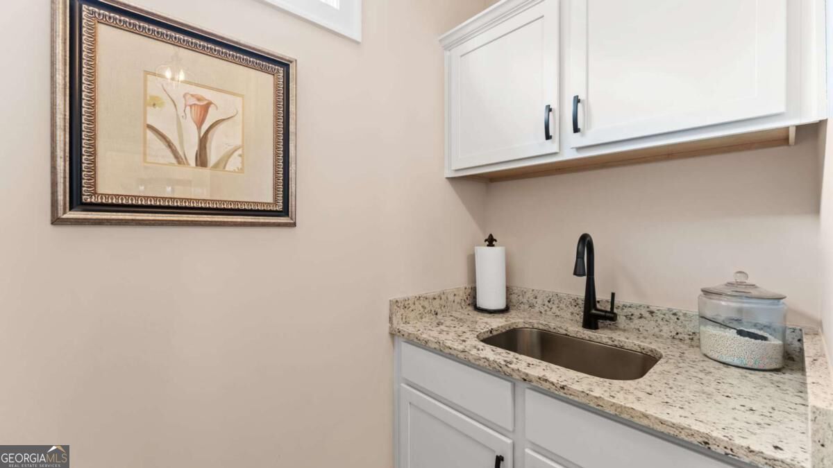 3337 Fishpond Circle Property Photo 17