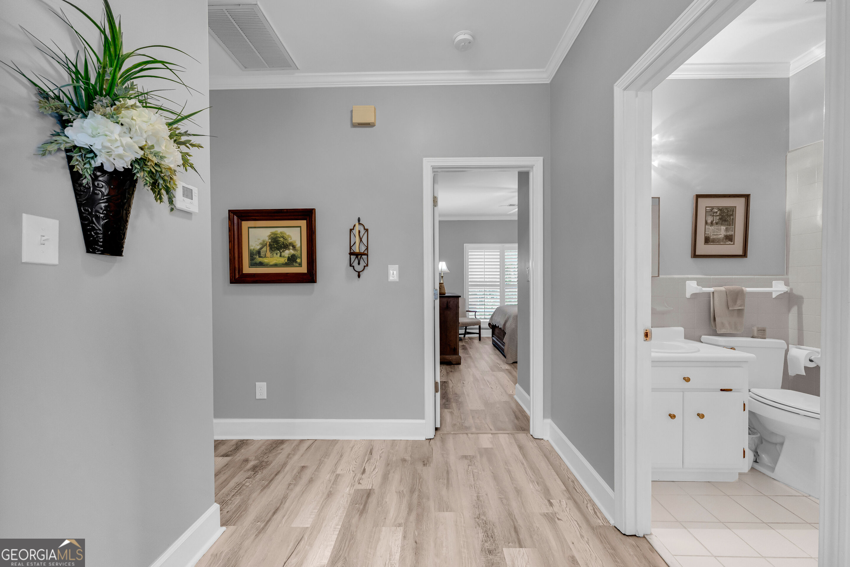 18 Somerset Court Property Photo 15