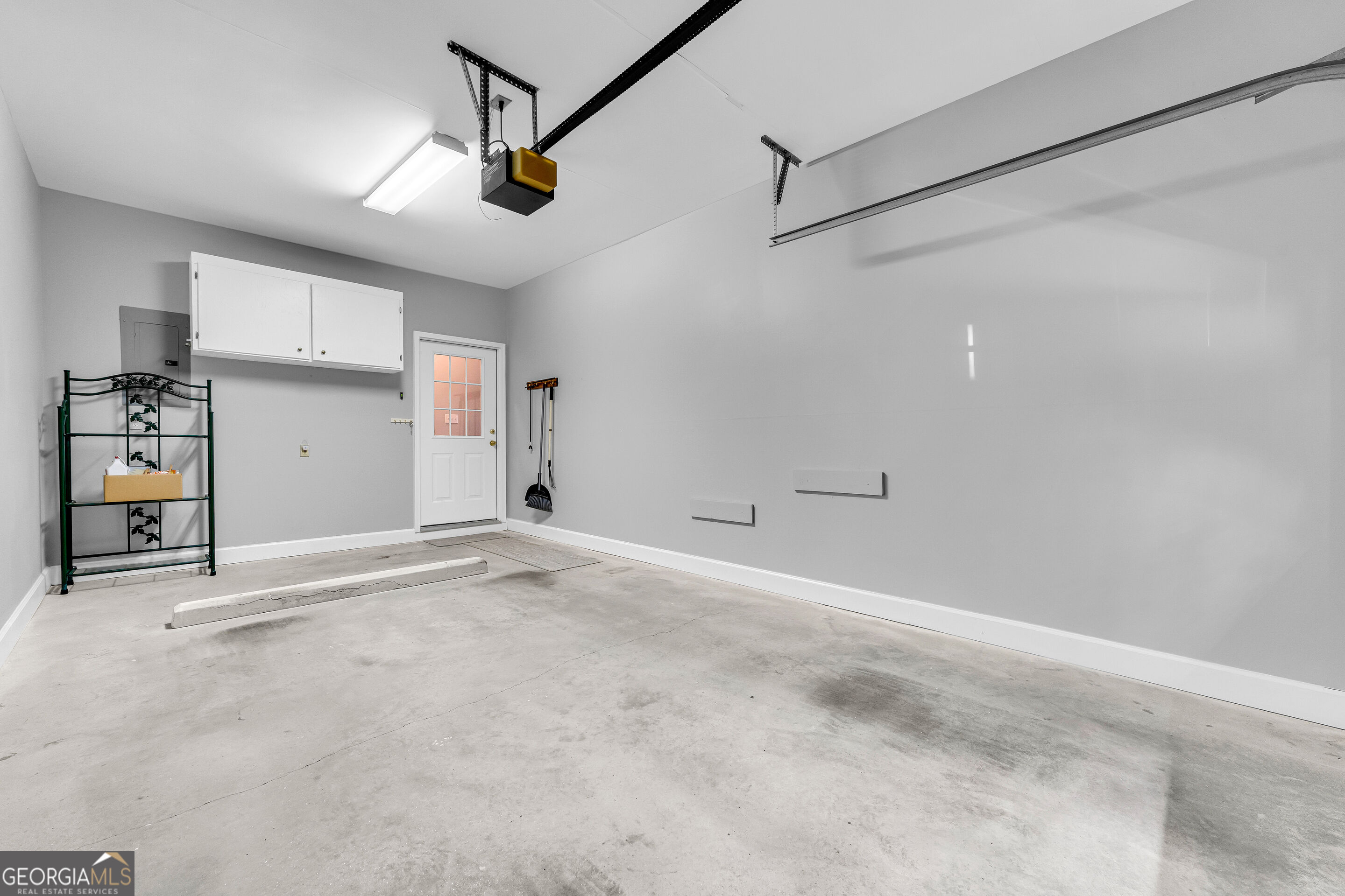 18 Somerset Court Property Photo 28