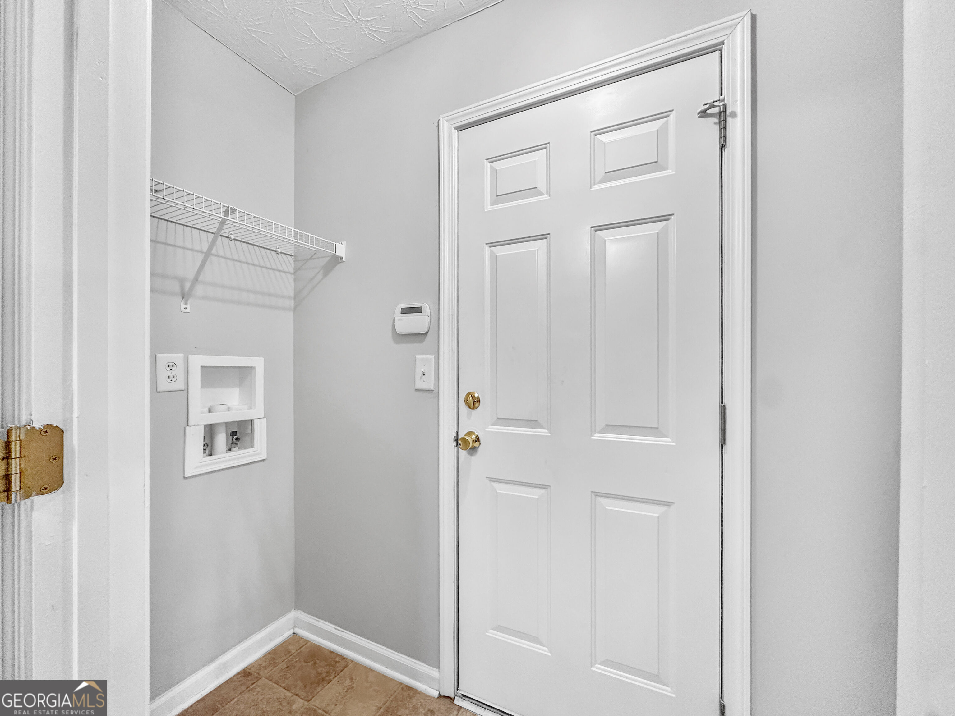 112 Tyler Way Property Photo 8