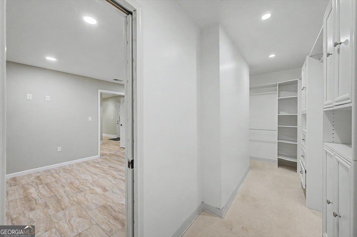 73 Victorian Court Property Photo 29