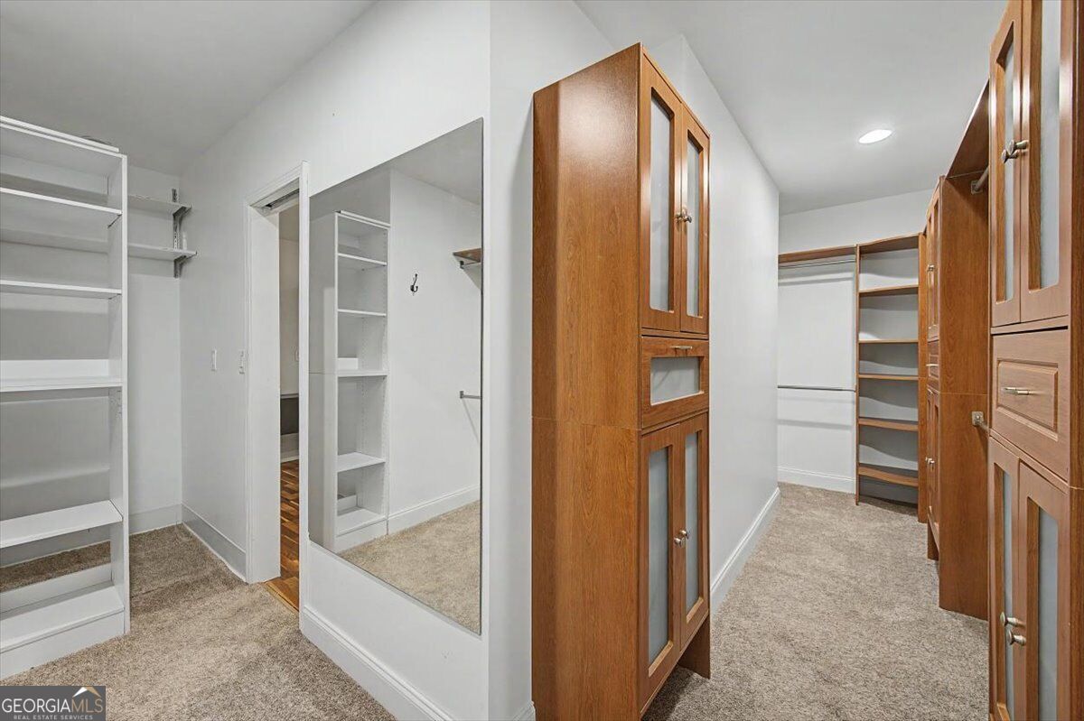 73 Victorian Court Property Photo 40