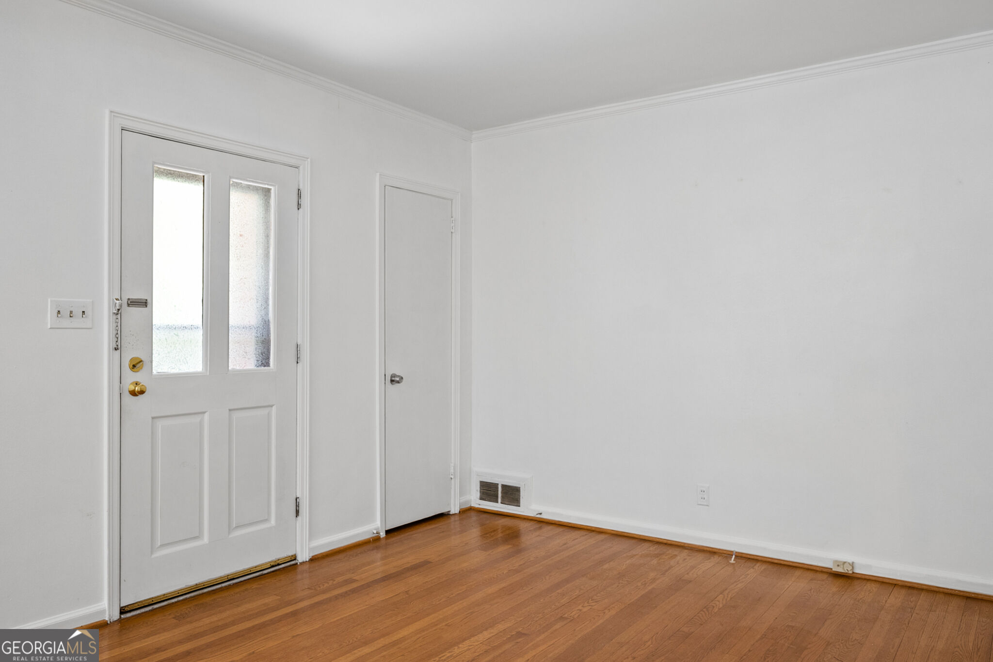 1232 Carol Lane Ne Property Photo 5