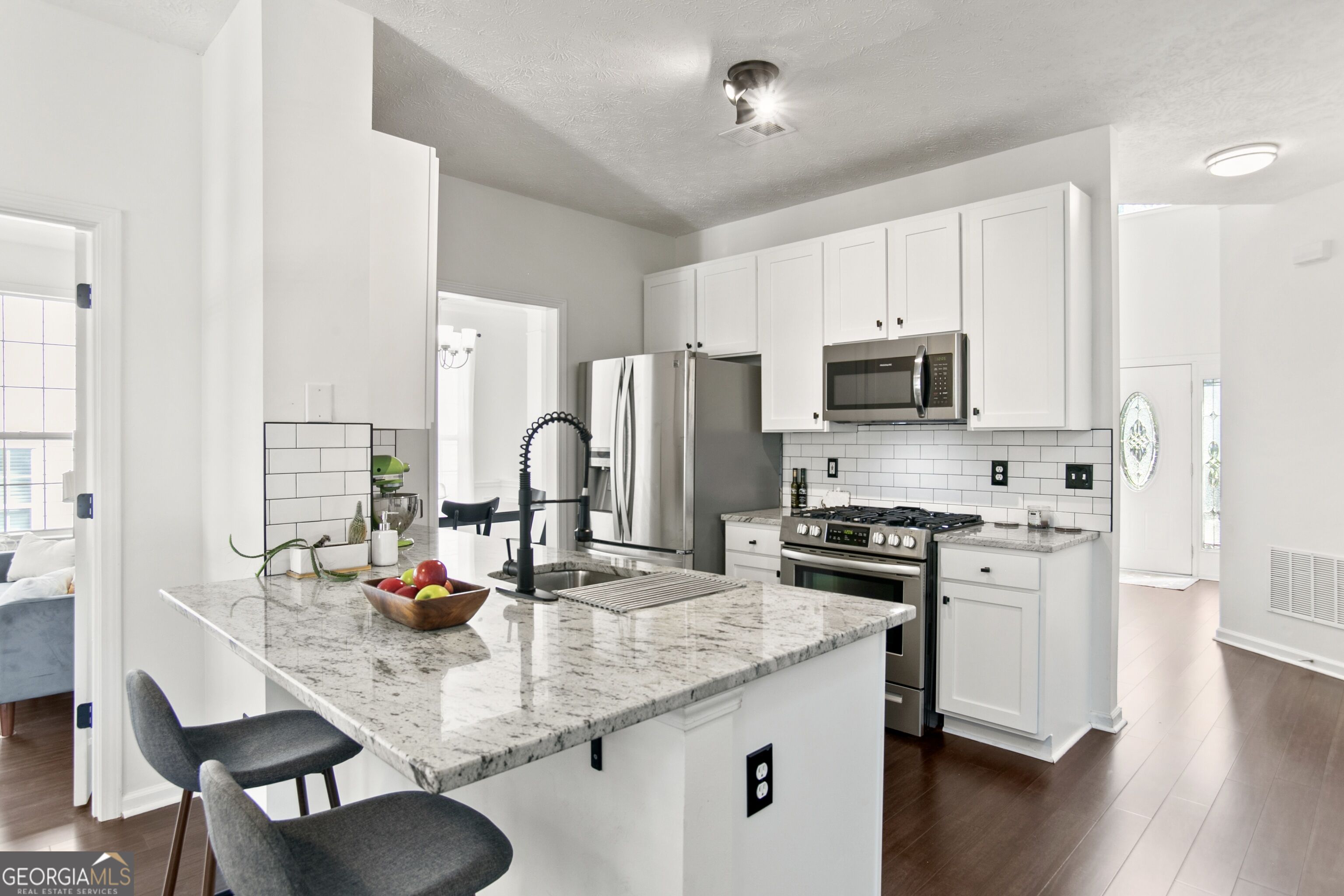 3645 Bancroft Main Nw Property Photo 9