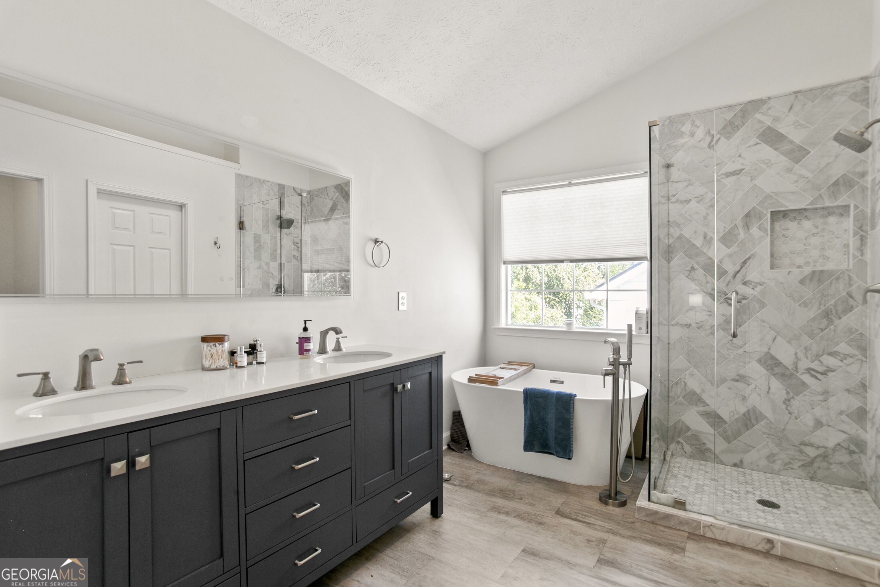 3645 Bancroft Main Nw Property Photo 27