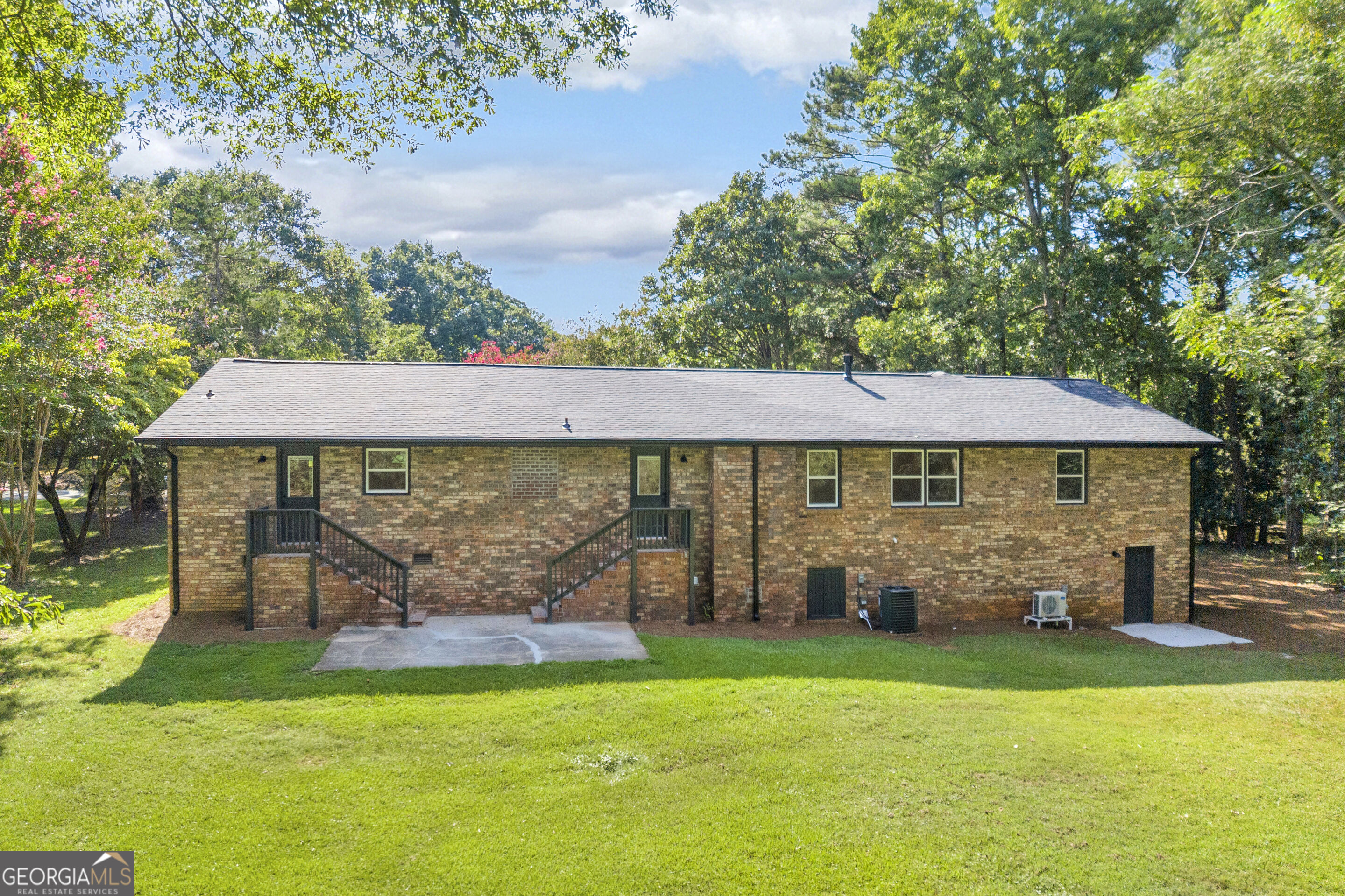 140 Benjamin Drive Property Photo 36