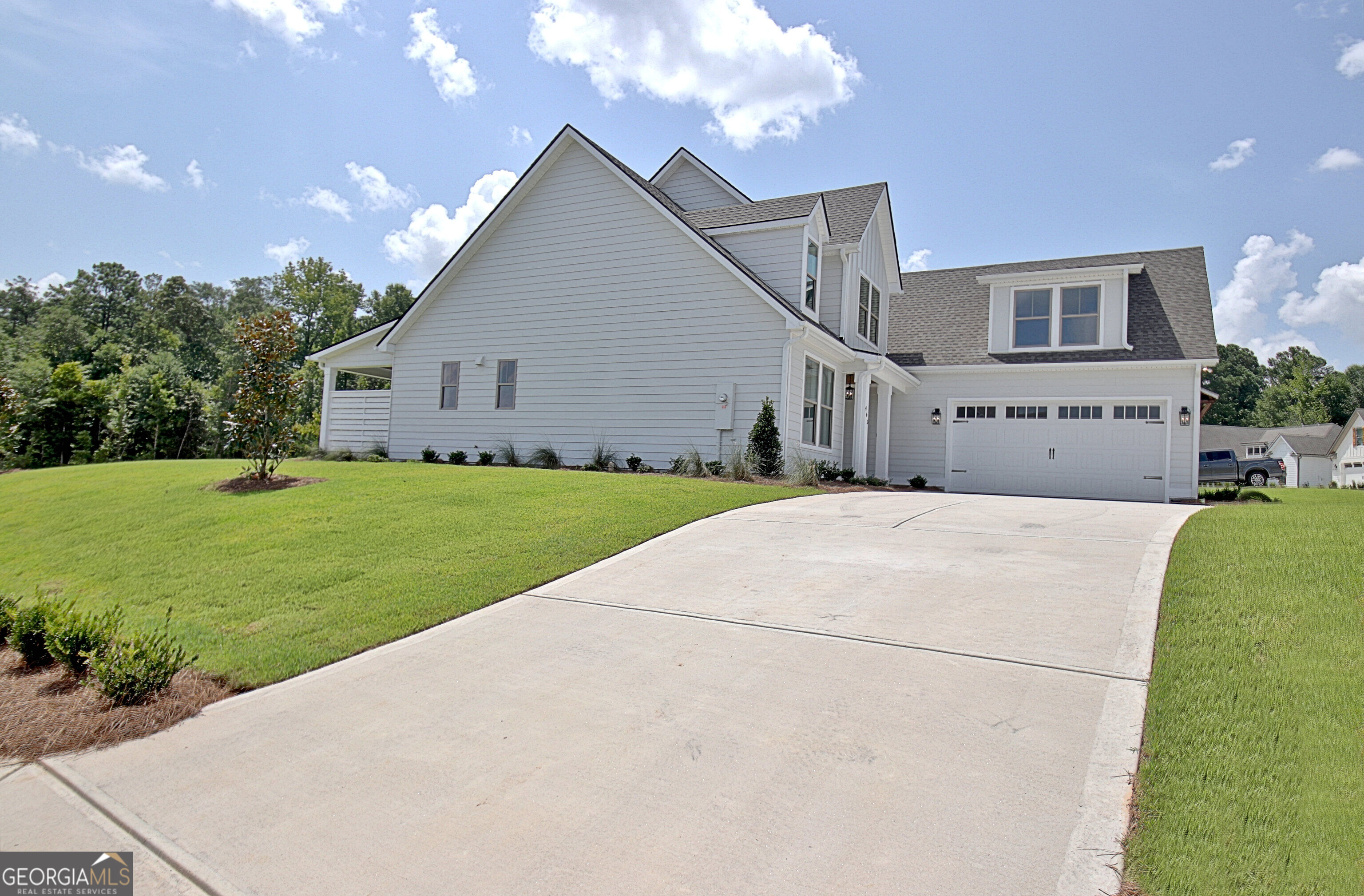 465 Werner Way Property Photo 5