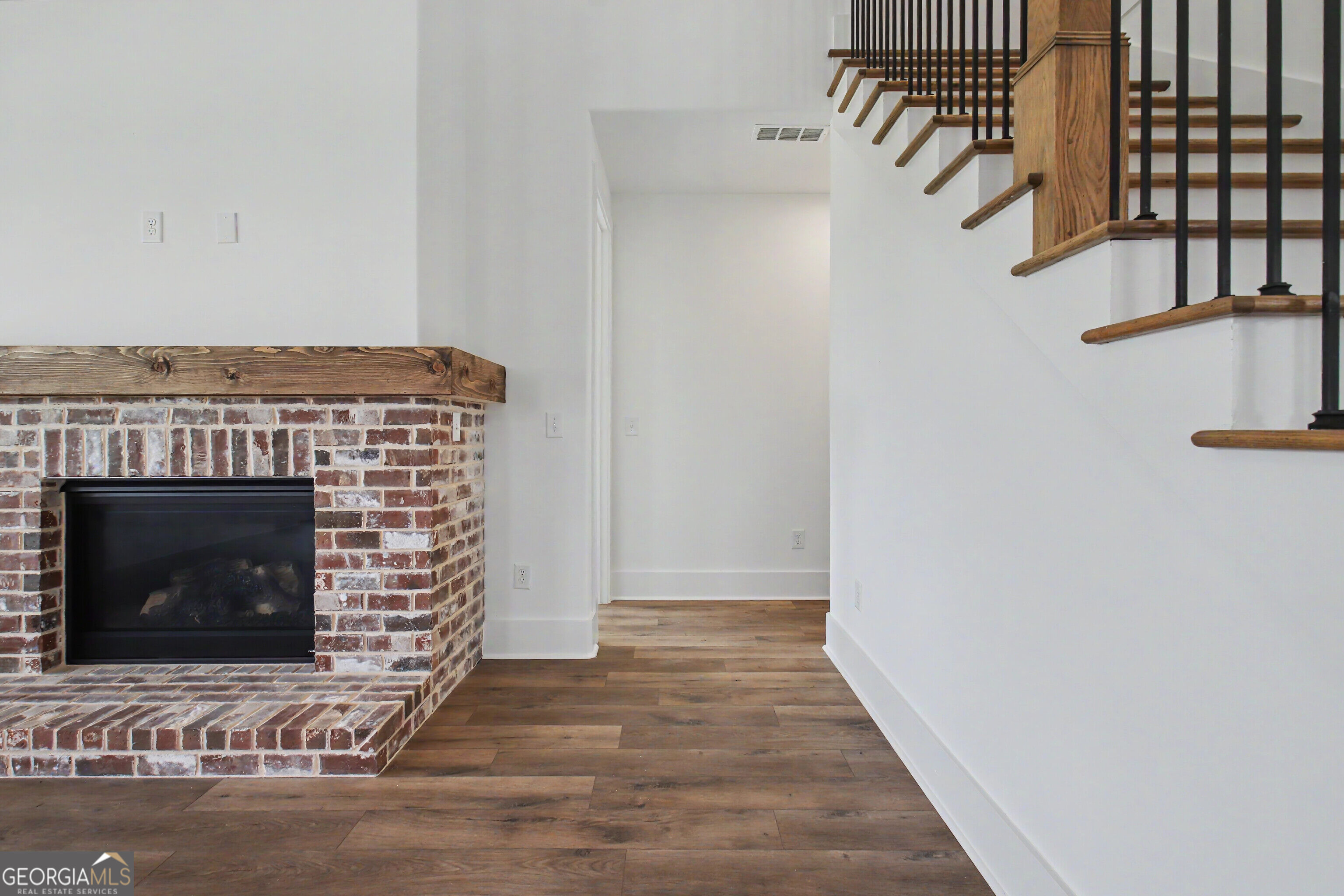 465 Werner Way Property Photo 41