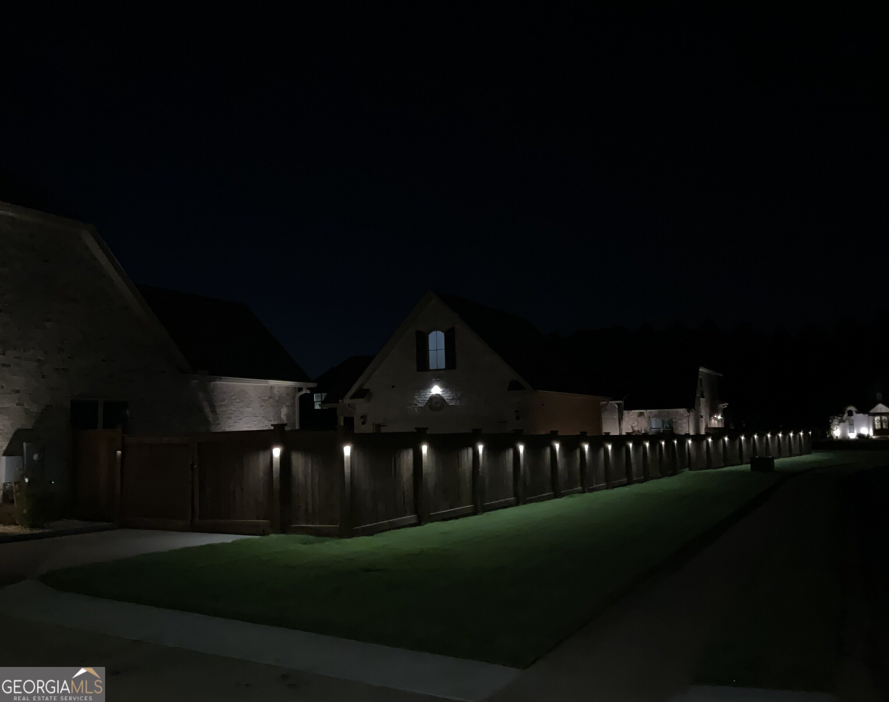 323 Woodlands Boulevard Property Photo 13