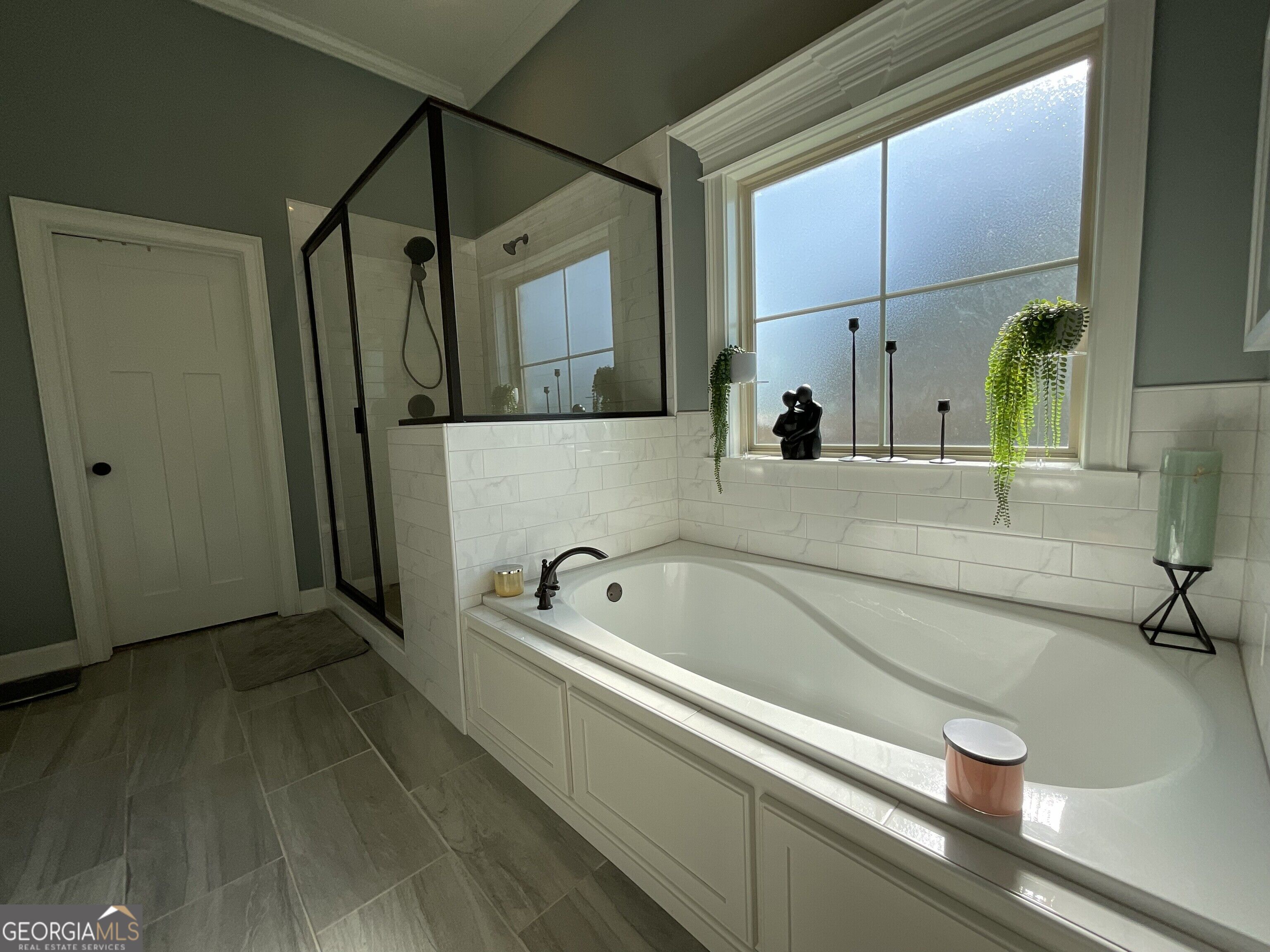 323 Woodlands Boulevard Property Photo 24