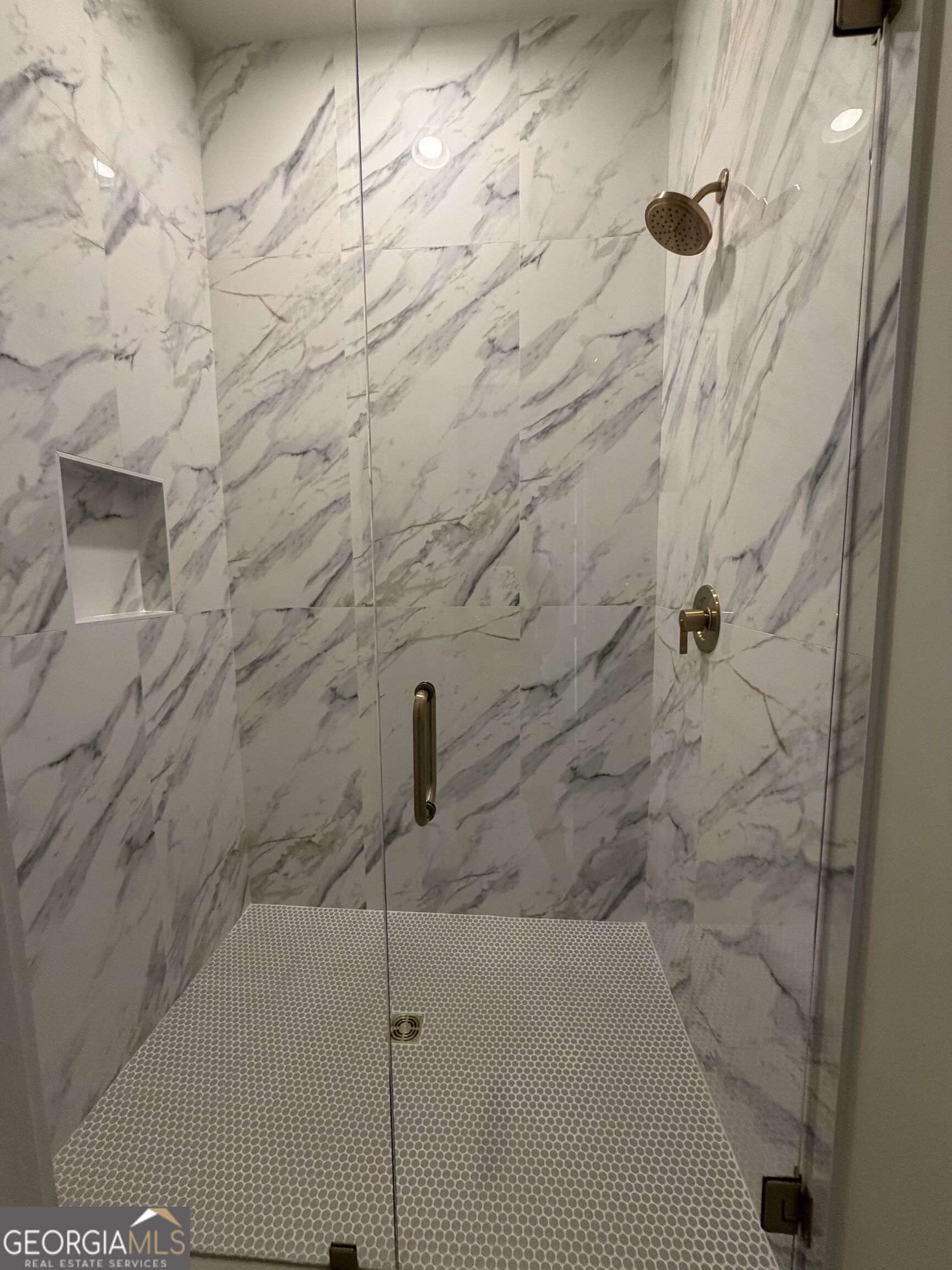 340 6th Street Property Photo 13