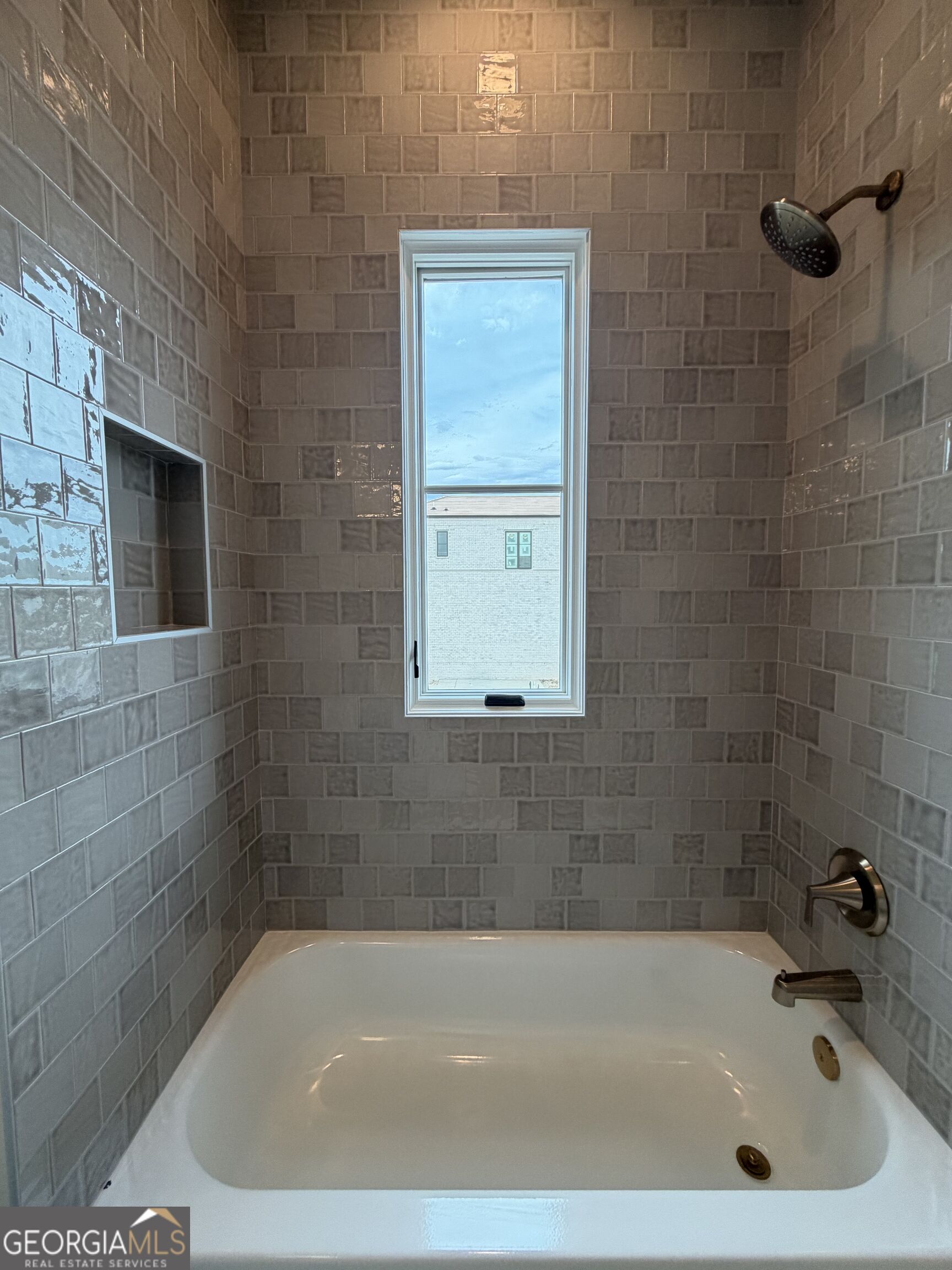 340 6th Street Property Photo 16