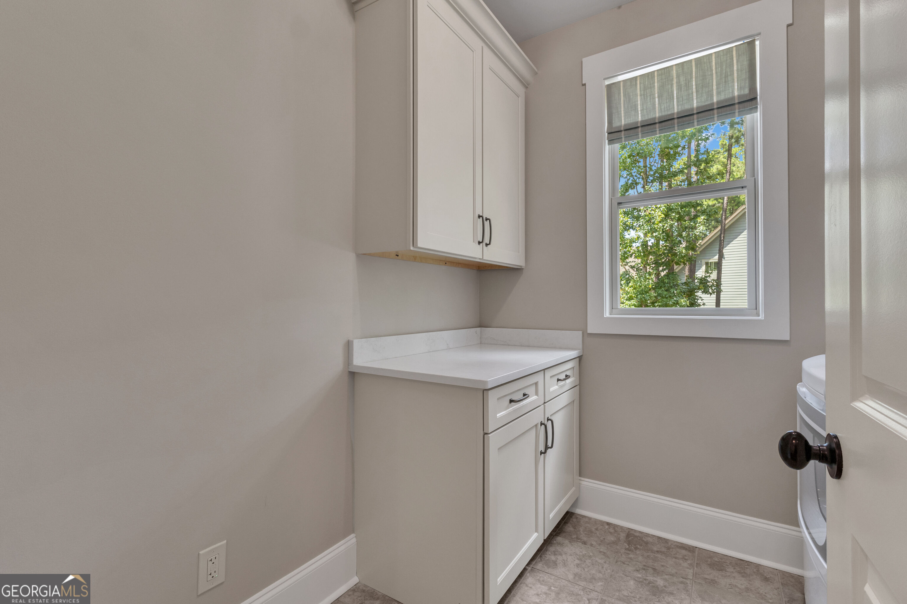 211 Northwynn Drive Property Photo 43