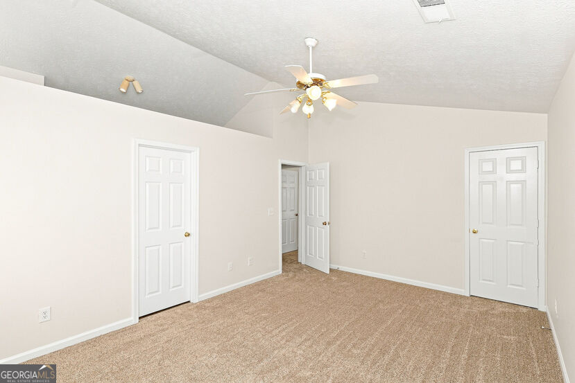 9880 Vista Circle Property Photo 9