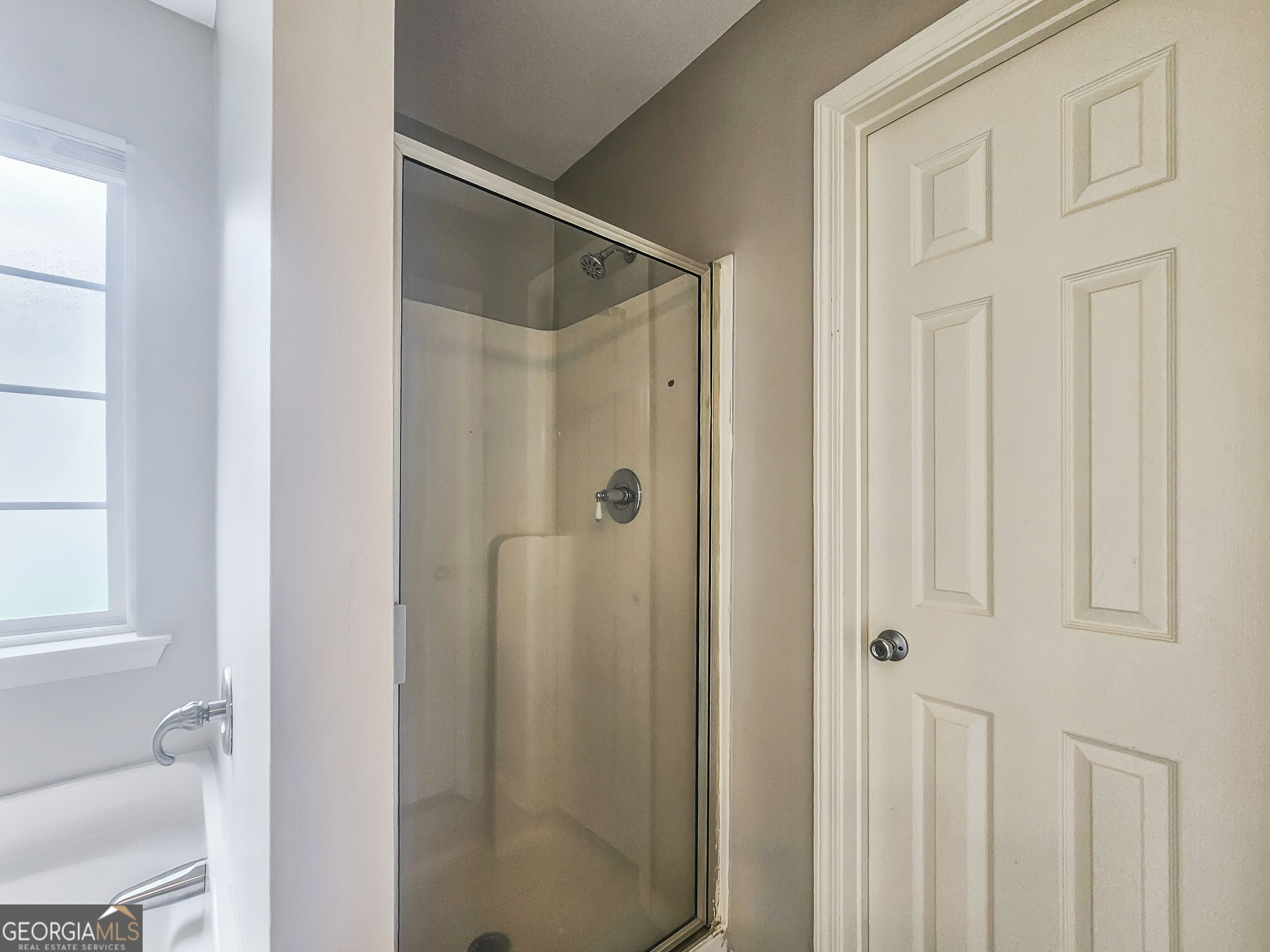 35 Chapman Way Property Photo 12