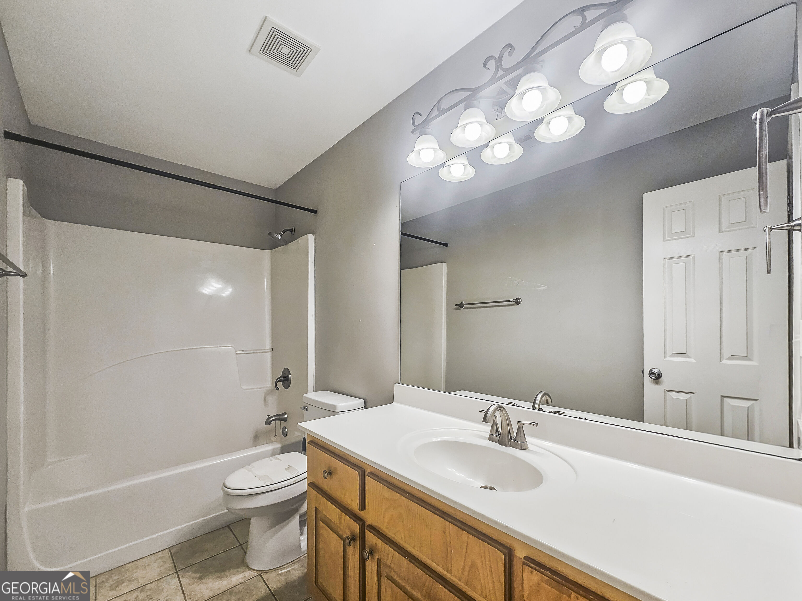 35 Chapman Way Property Photo 15