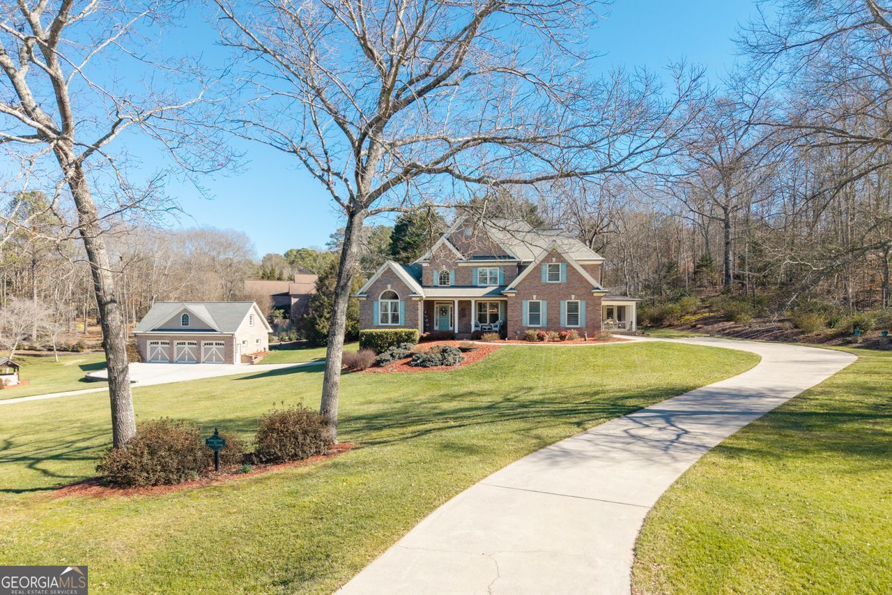 8015 Hurakan Creek Crossing Property Photo 1