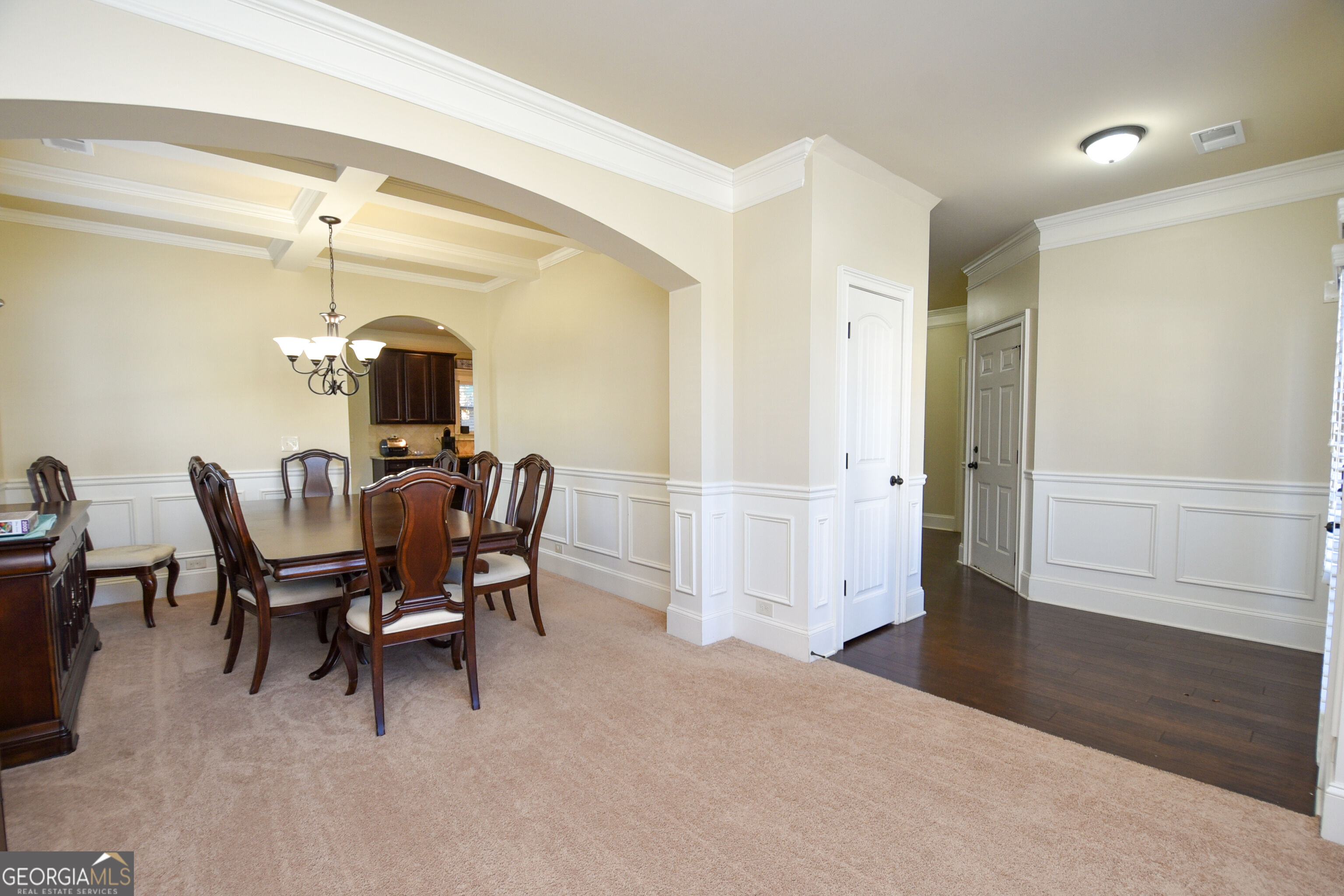 43 Greencove Court Property Photo 5