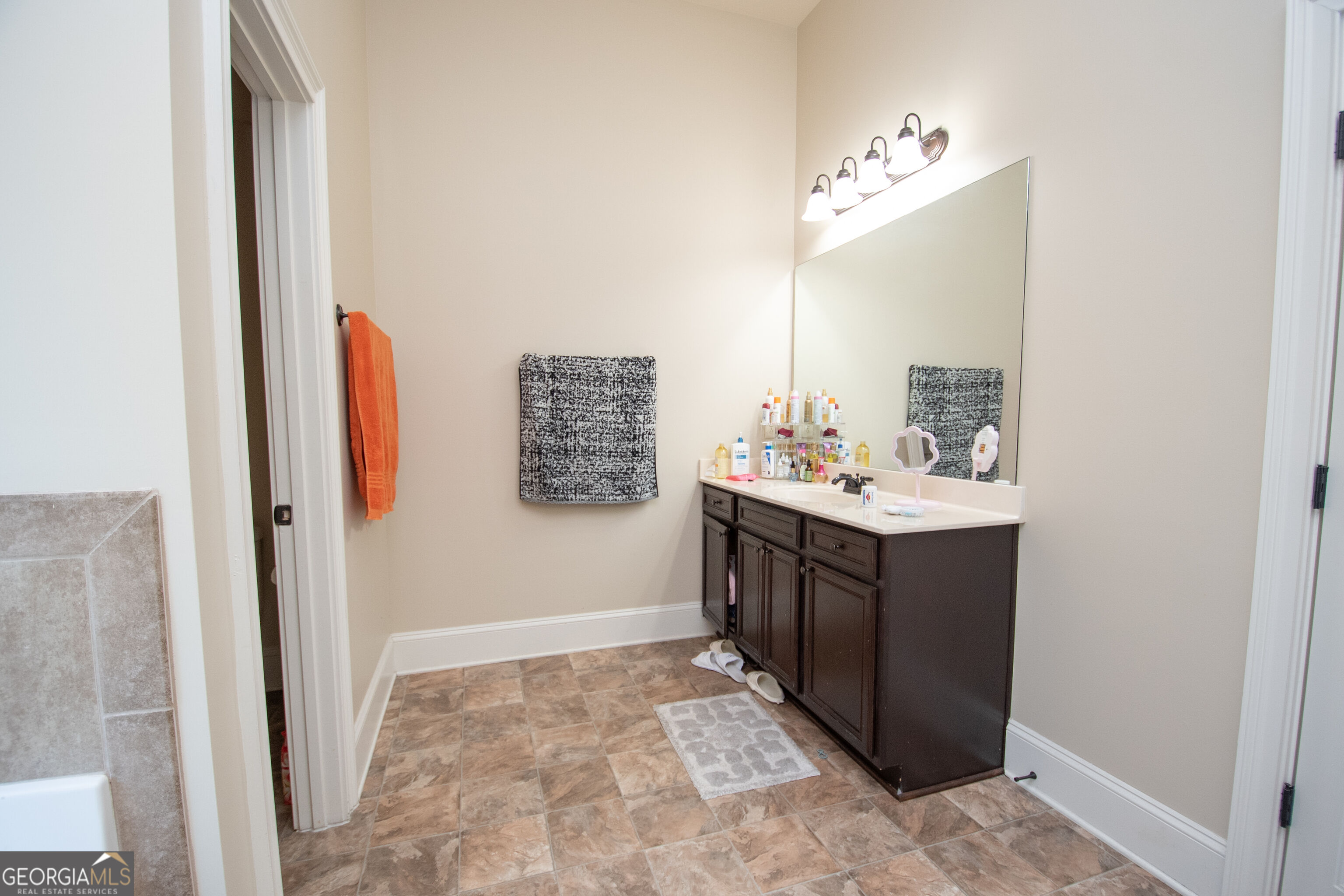 43 Greencove Court Property Photo 25