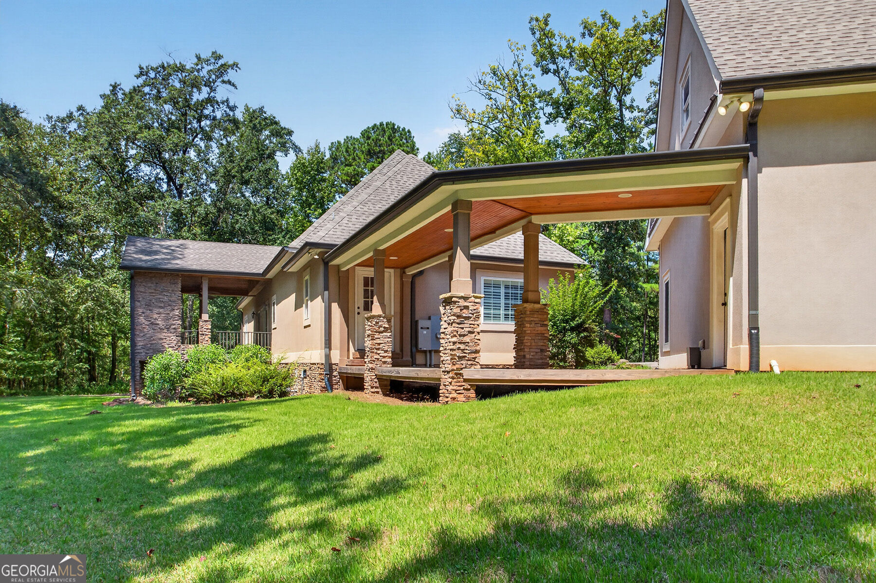 210 Loraine Forest Drive Property Photo 41