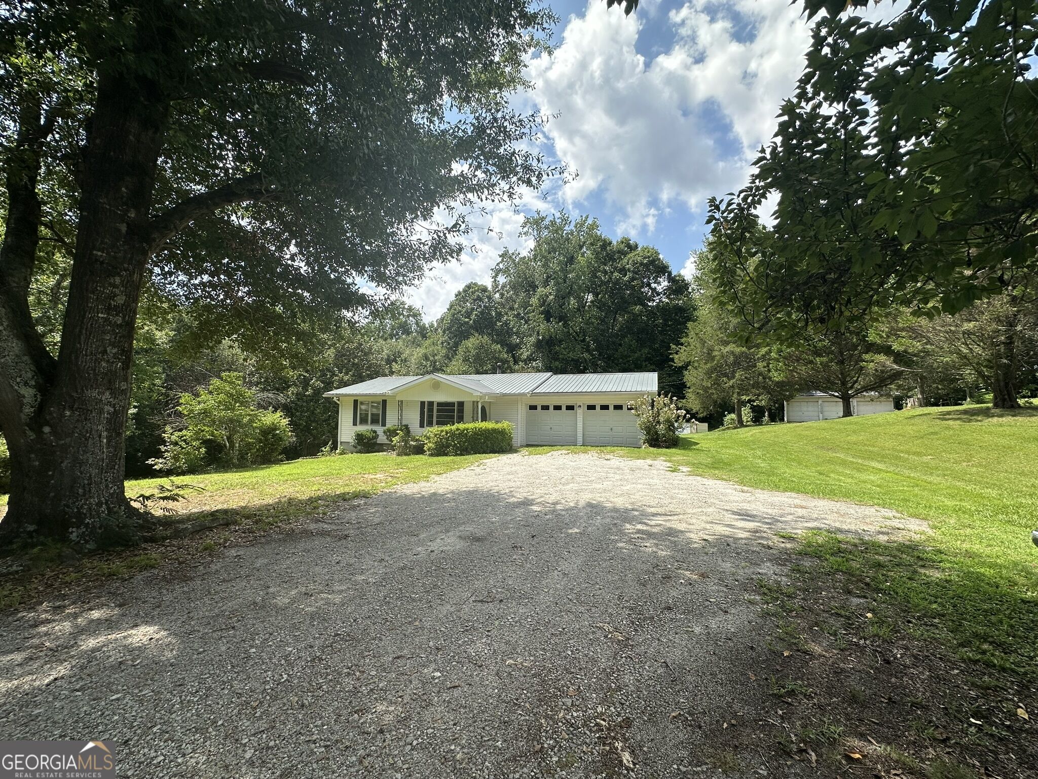 832 Buena Vista Drive Property Photo 1