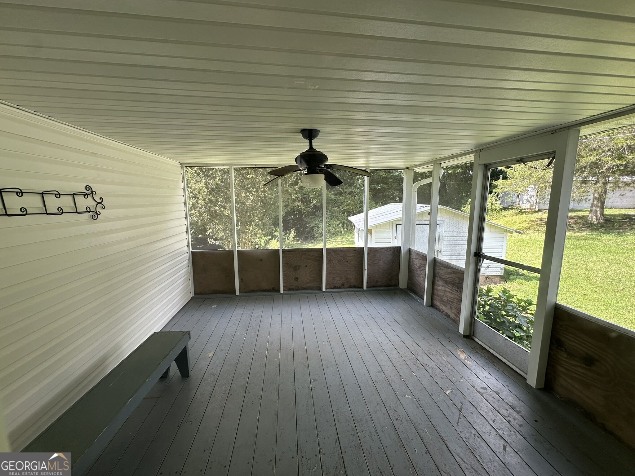 832 Buena Vista Drive Property Photo 4