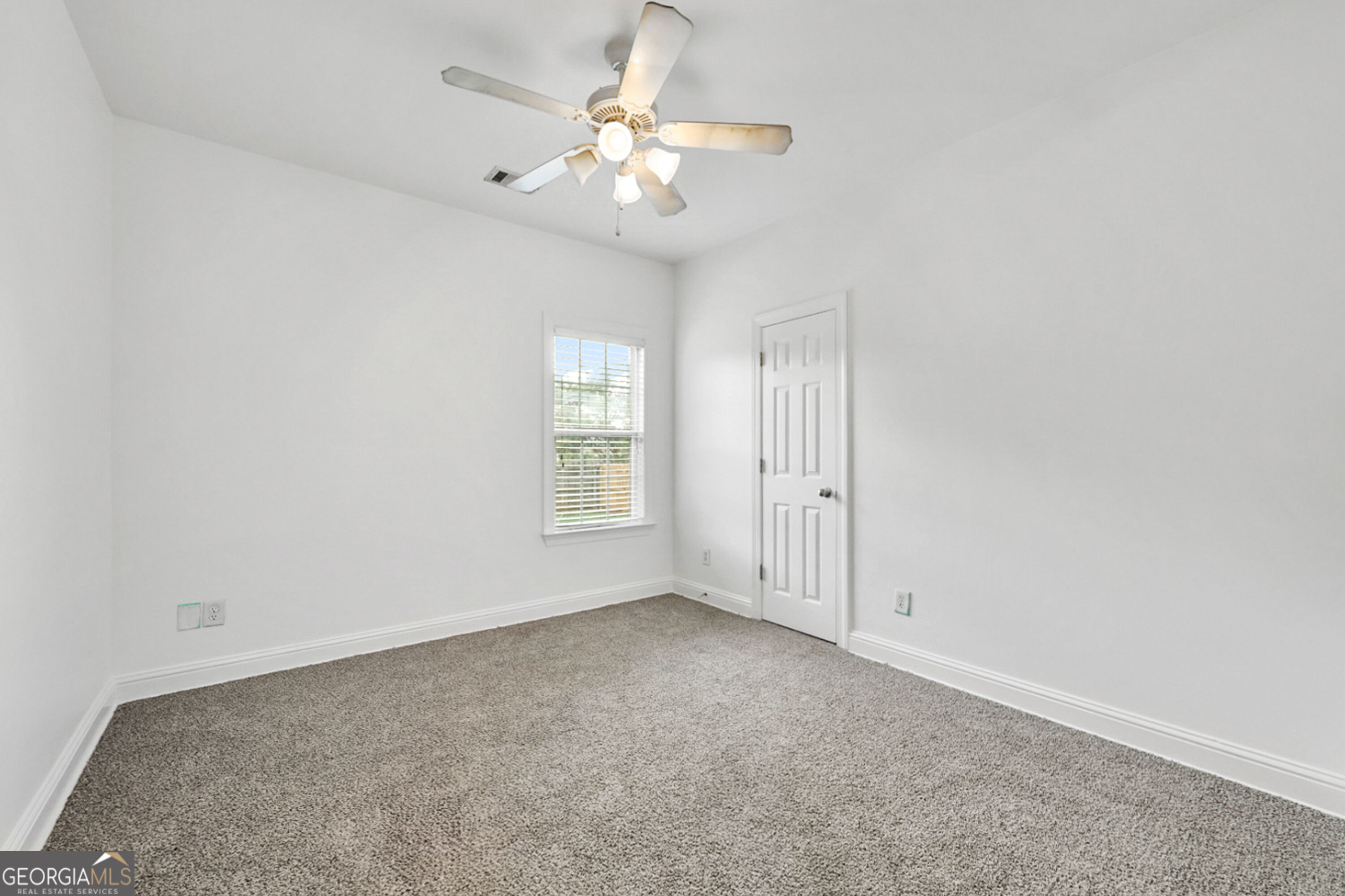 104 Flora Circle Property Photo 25