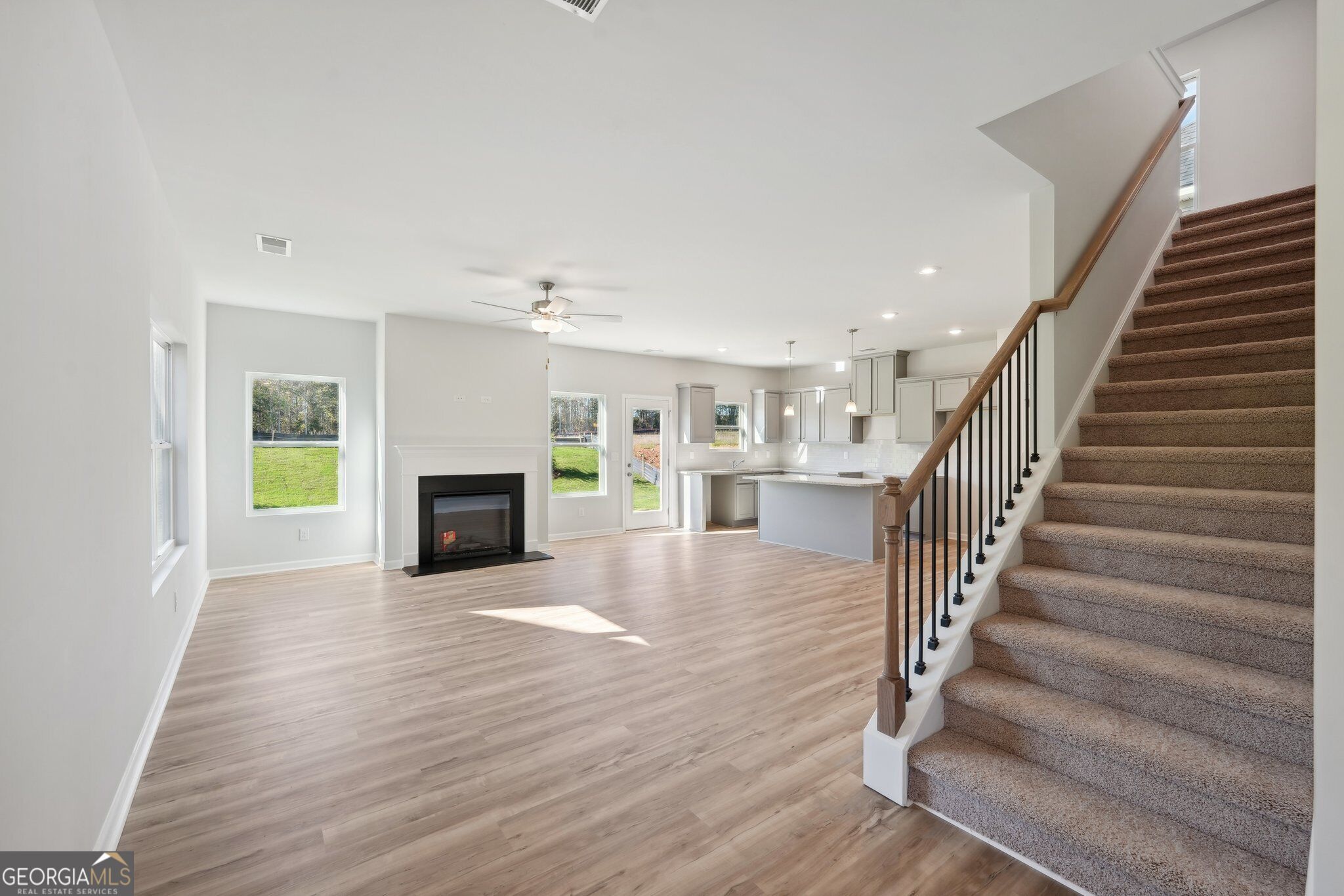 11822 Neely Lane Property Photo 6