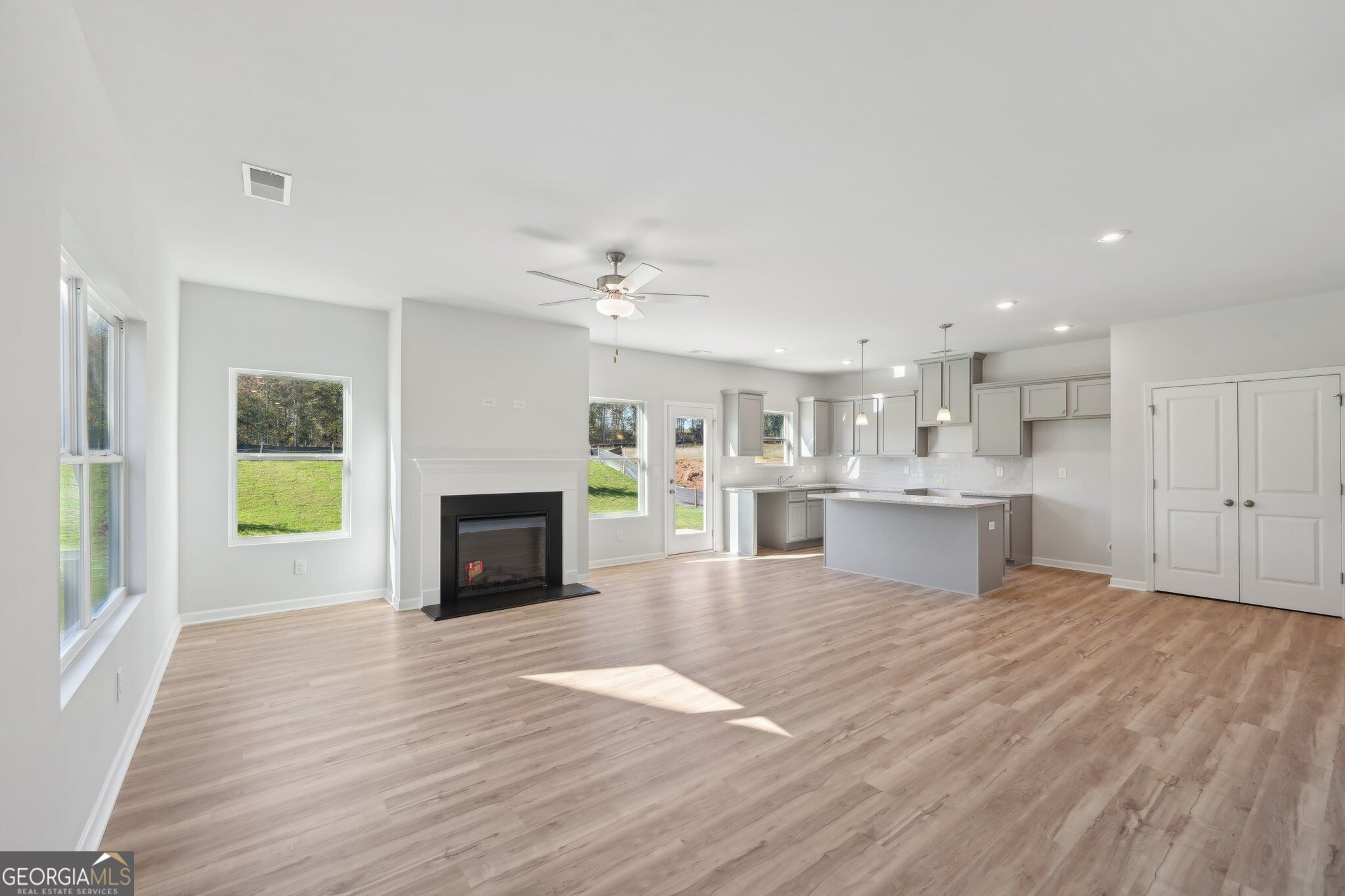 11822 Neely Lane Property Photo 7