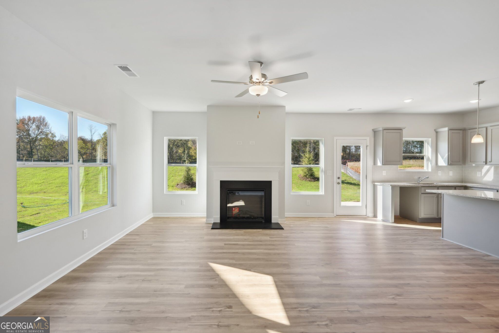 11822 Neely Lane Property Photo 8