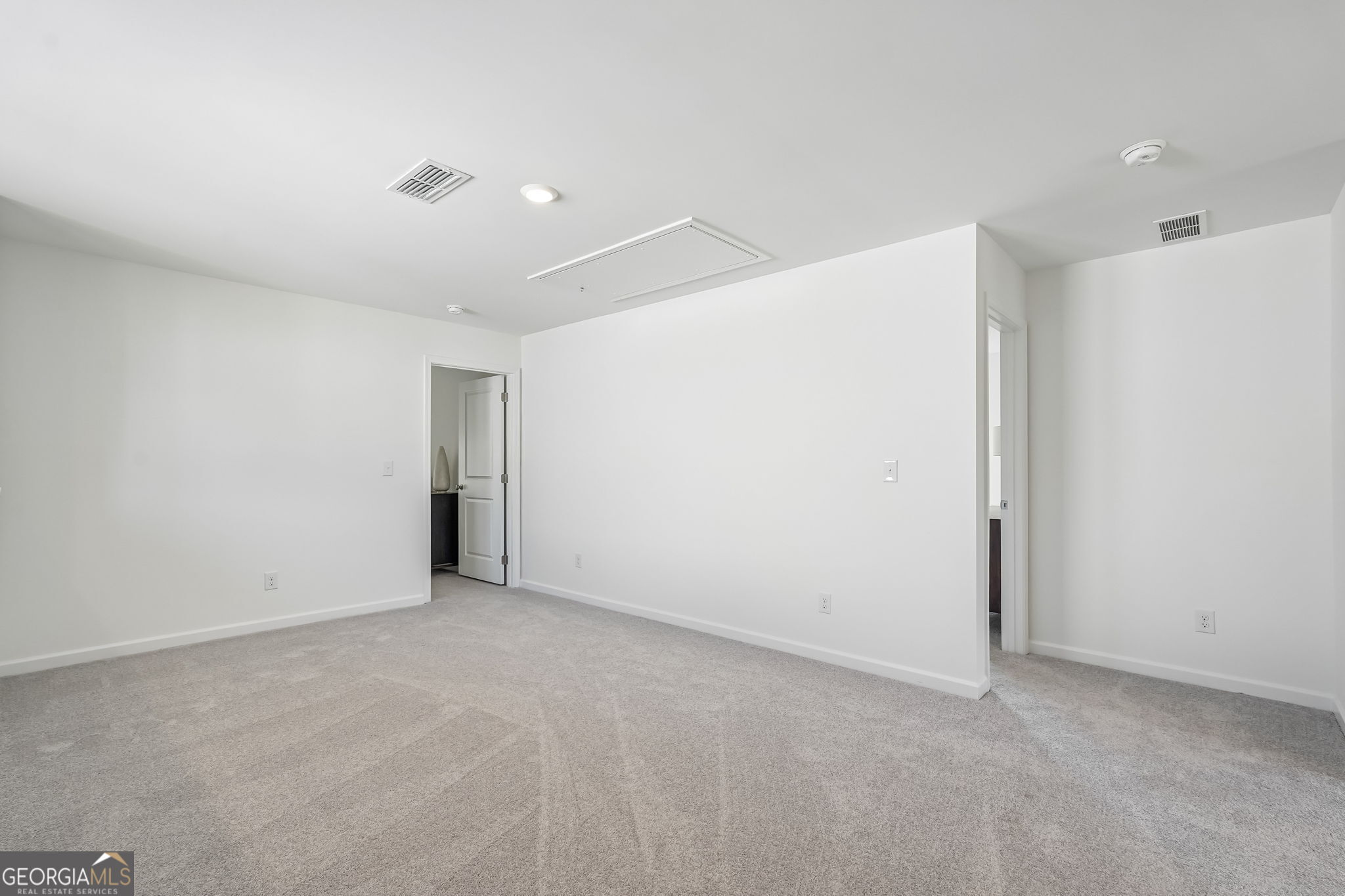 207 Groveton Court Property Photo 21