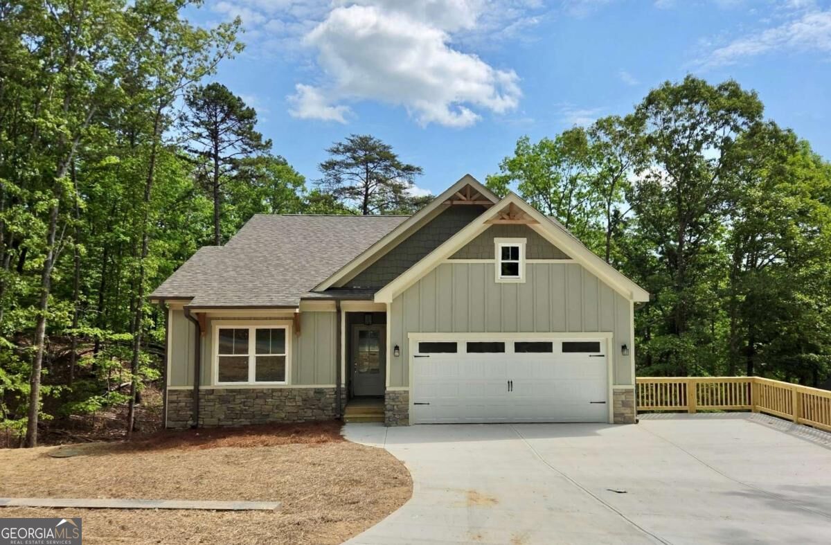 157 Silver Fox Loop Property Photo 2