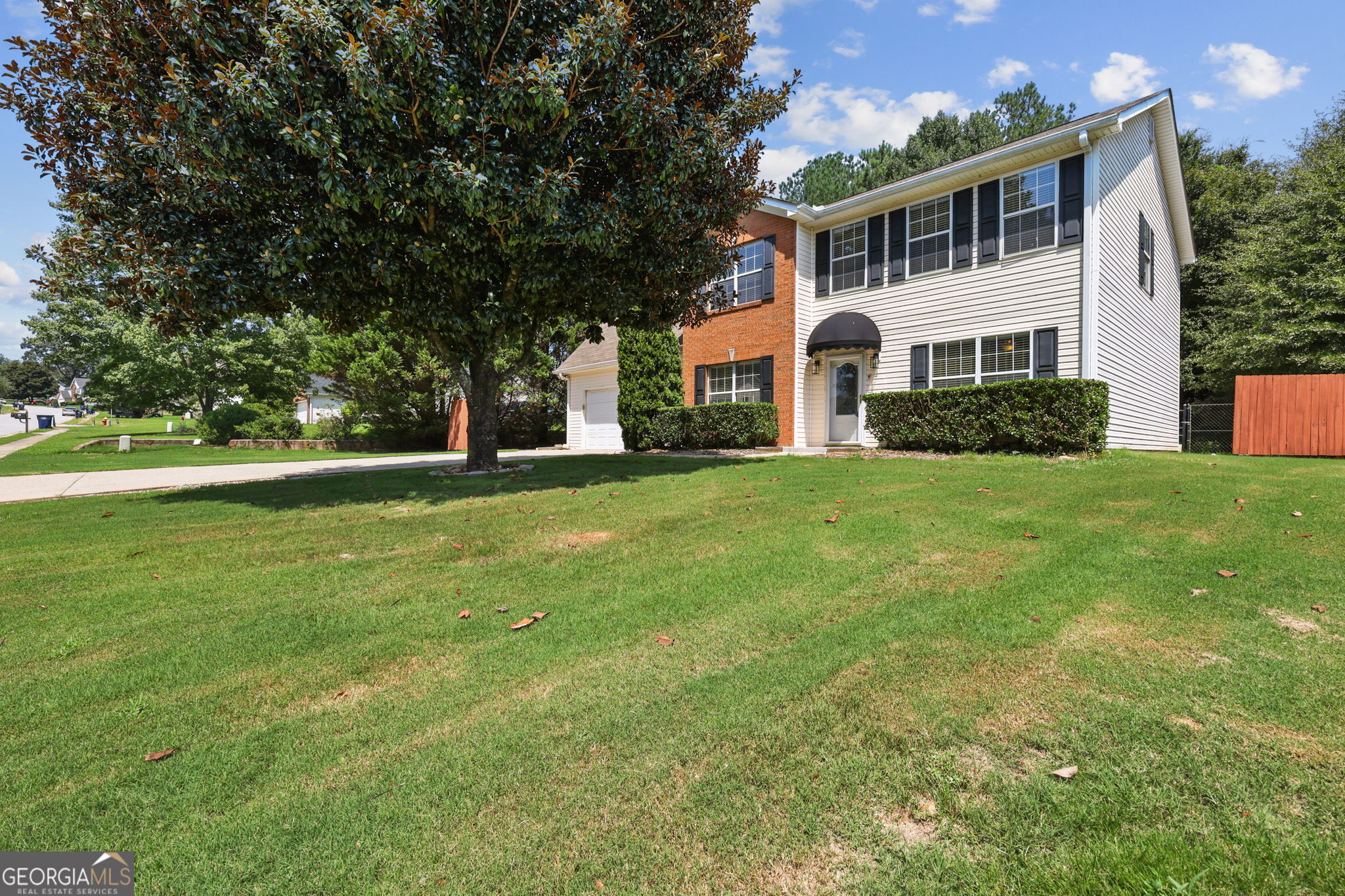 720 Baskins Circle Property Photo 2
