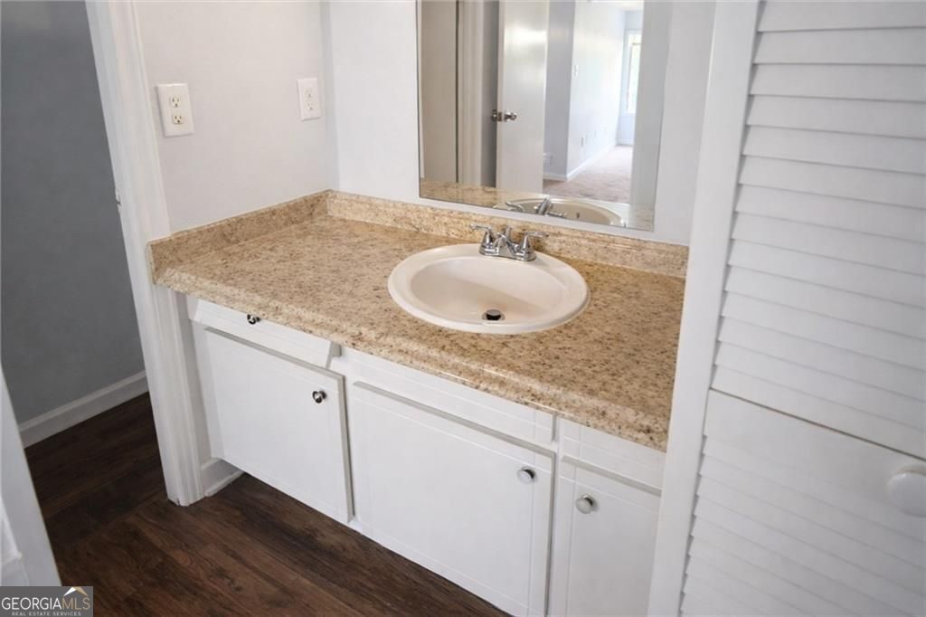 3575 Oakvale Road # 420 Property Photo 13