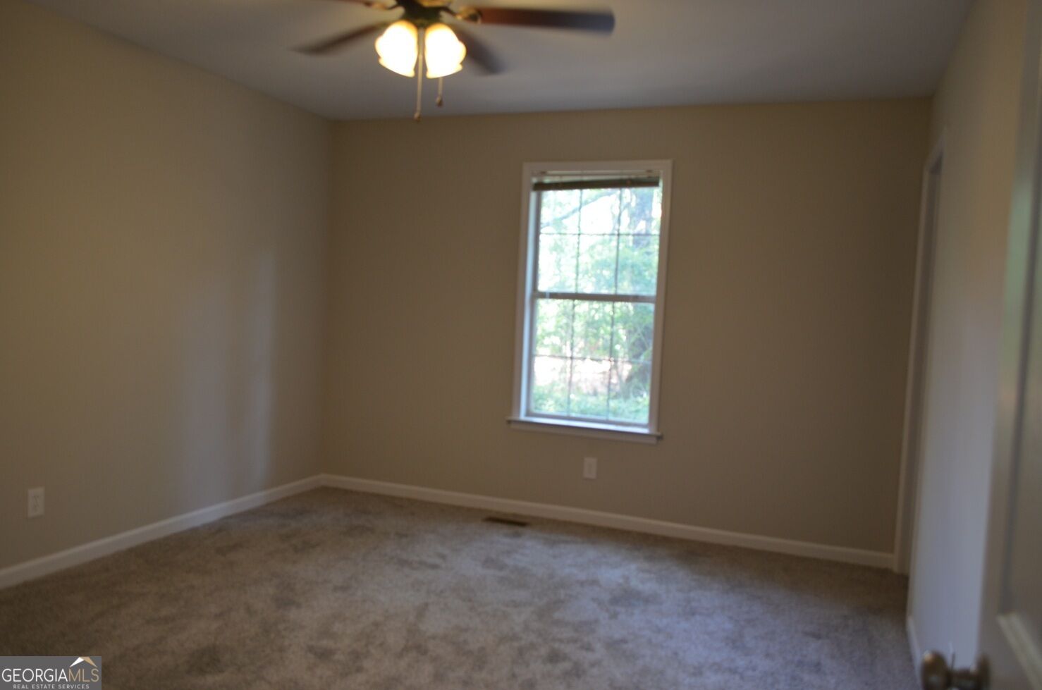 238 Freeman Avenue Property Photo 10