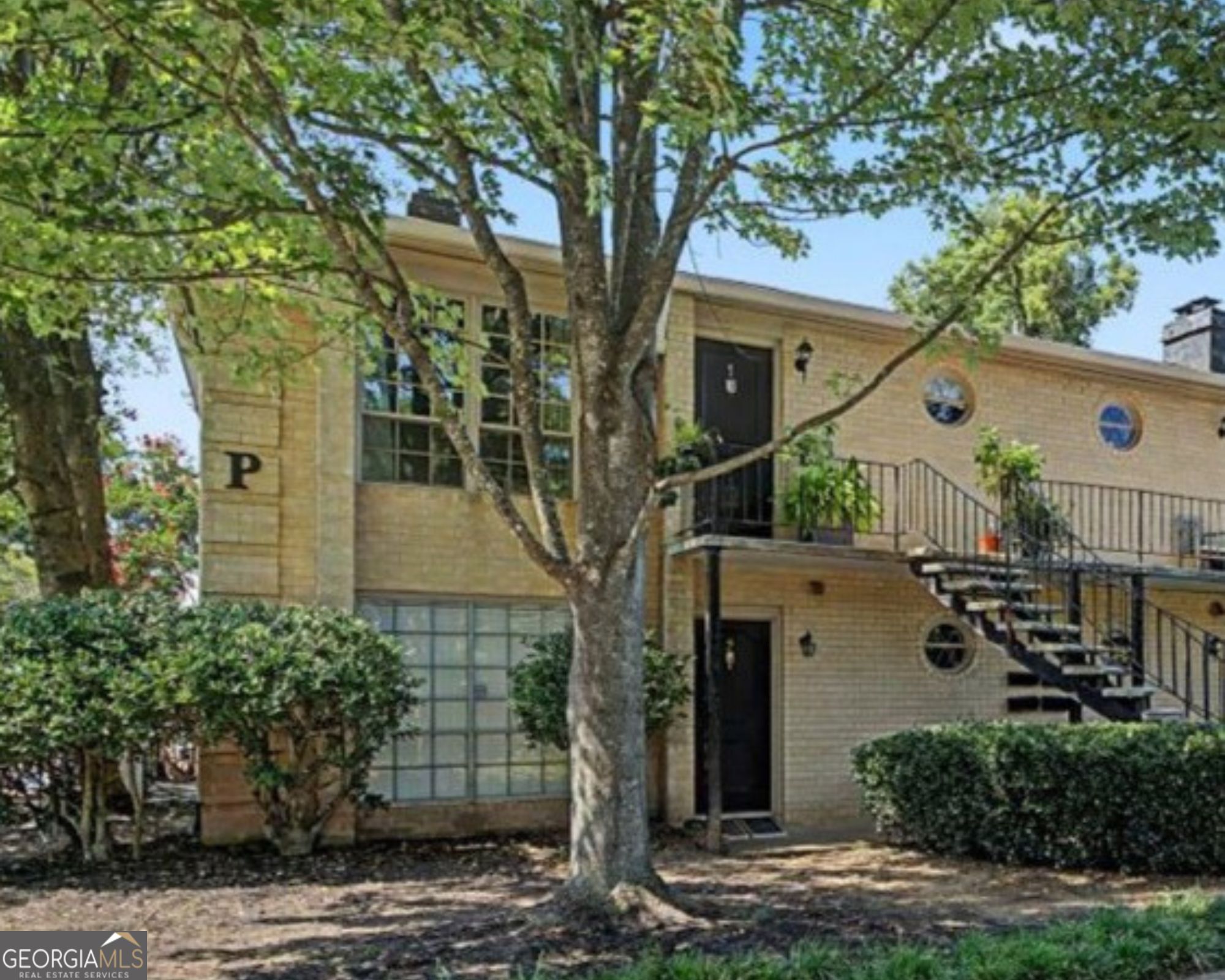 5400 Roswell Road # P1 Property Photo 7