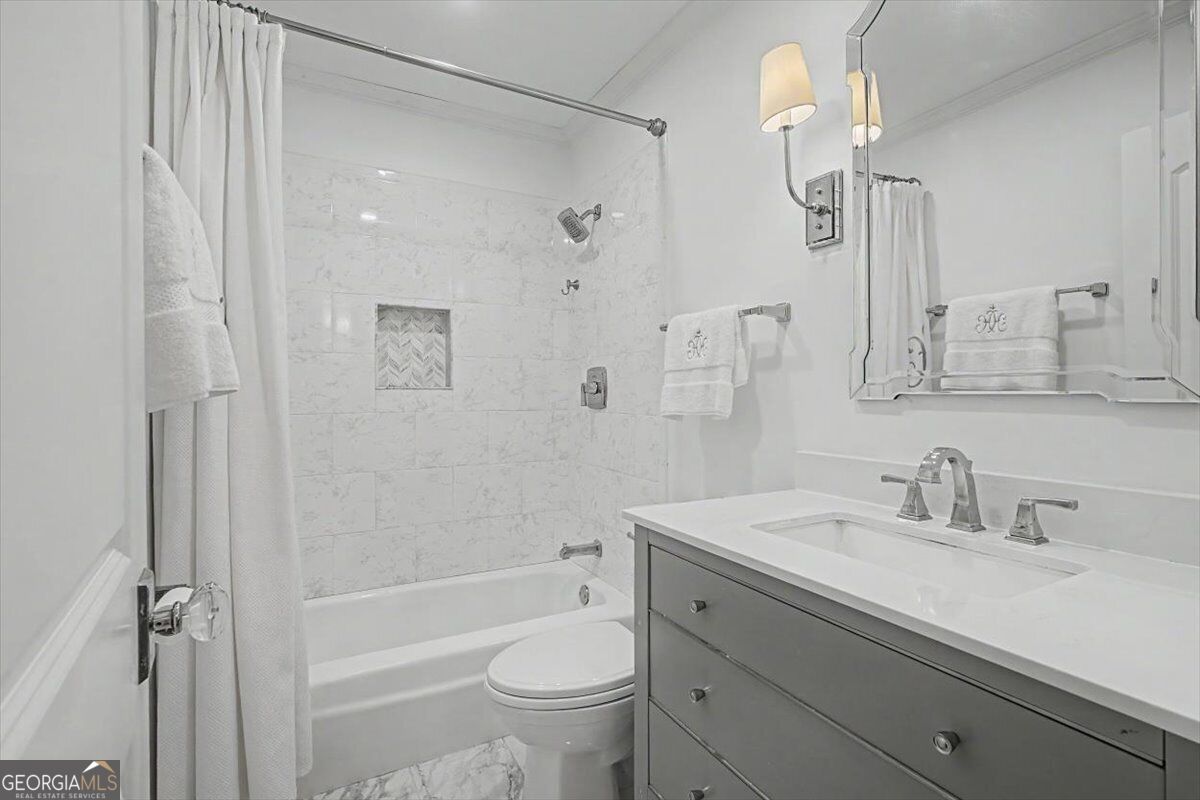 5400 Roswell Road # P1 Property Photo 23