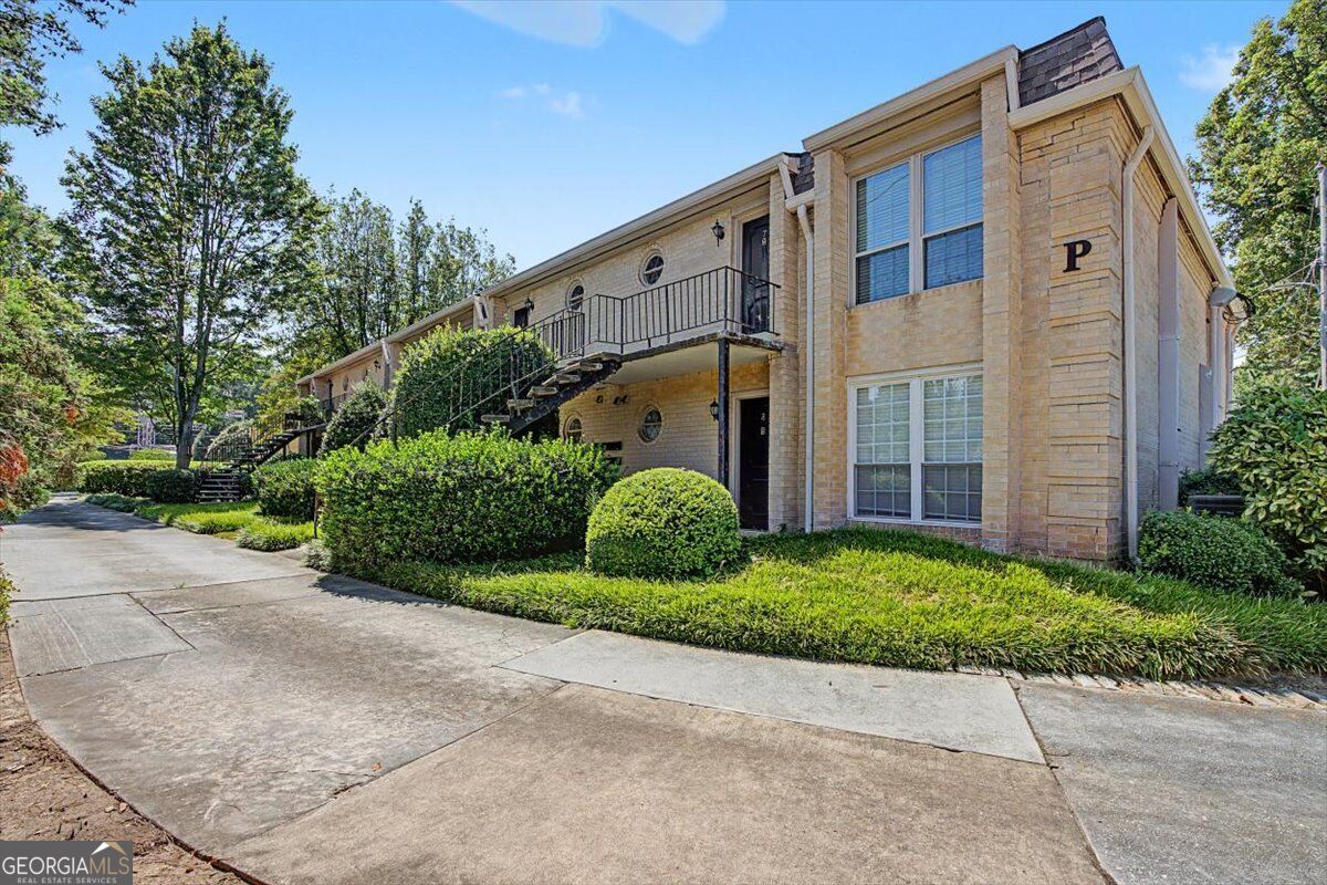 5400 Roswell Road # P1 Property Photo 27