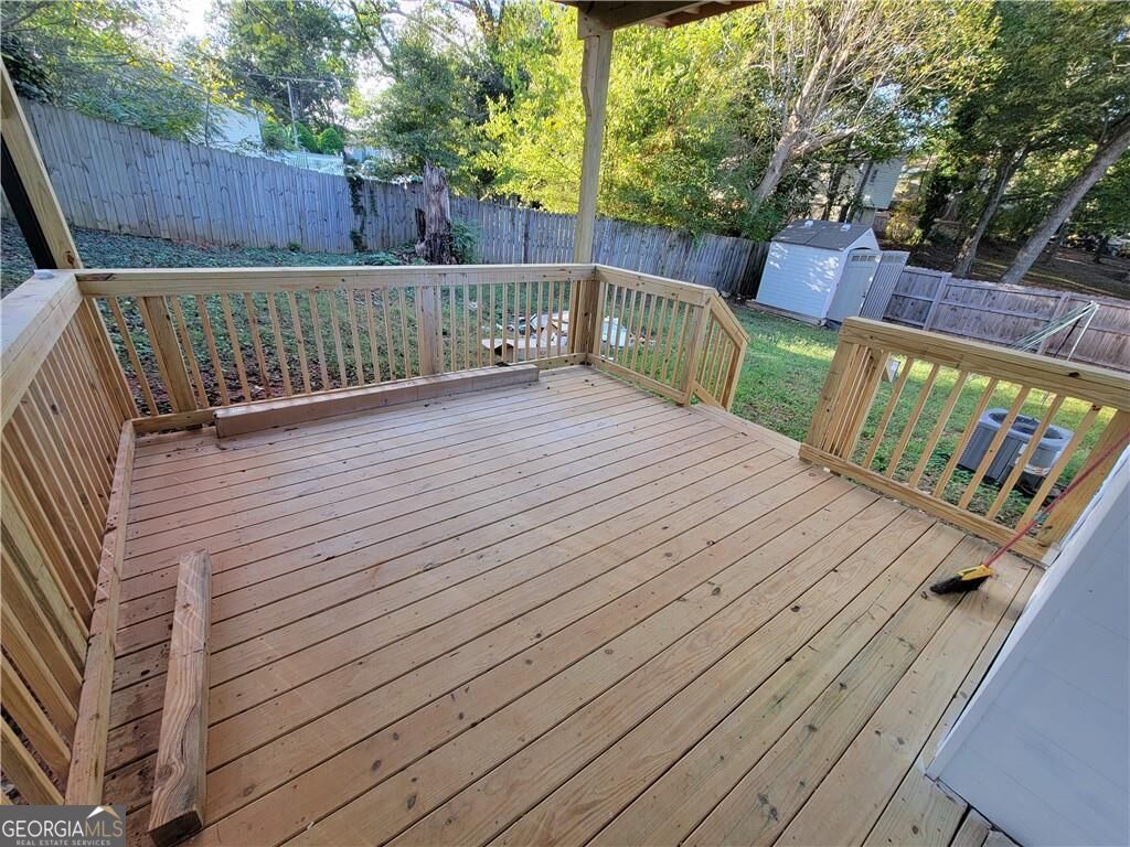 768 Fourth Street Property Photo 14