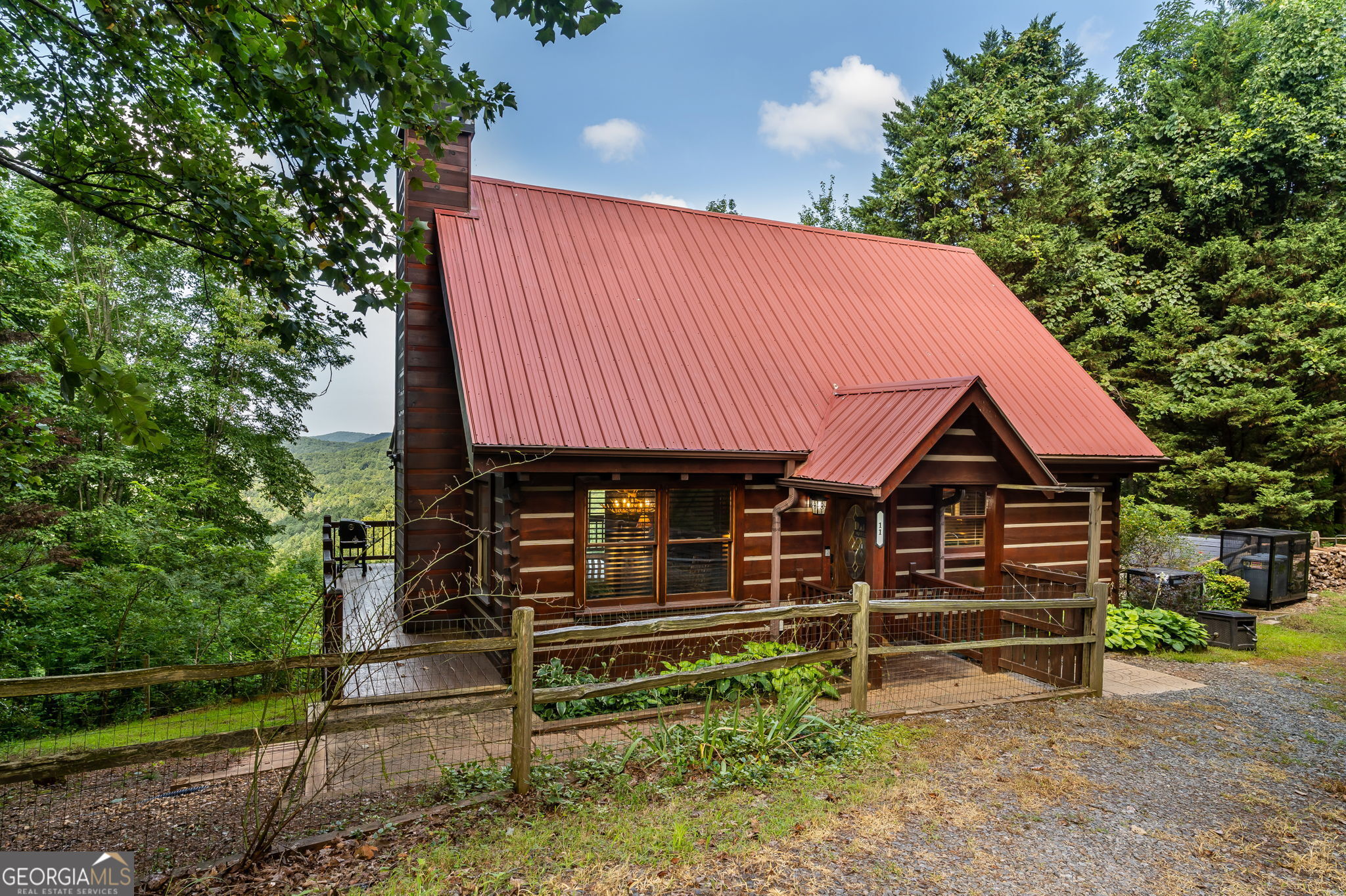 11 Amy Creek Property Photo 8