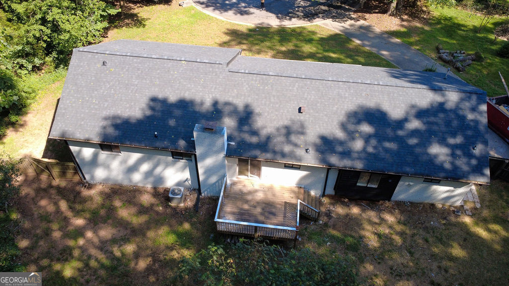 949 Marion Court Property Photo 3
