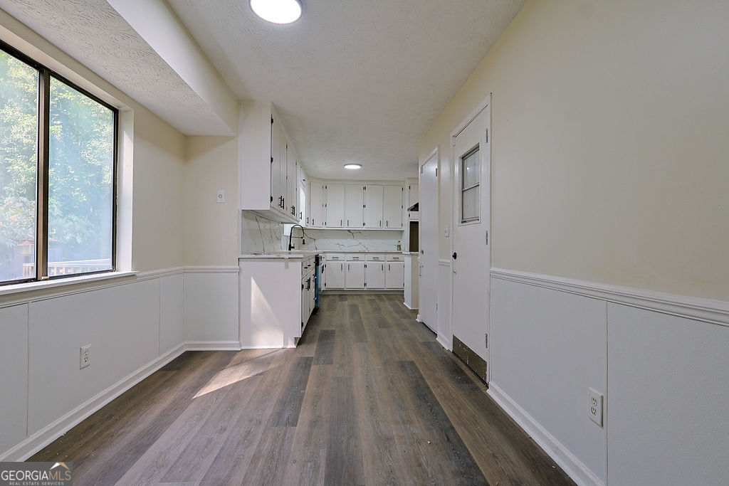 949 Marion Court Property Photo 17