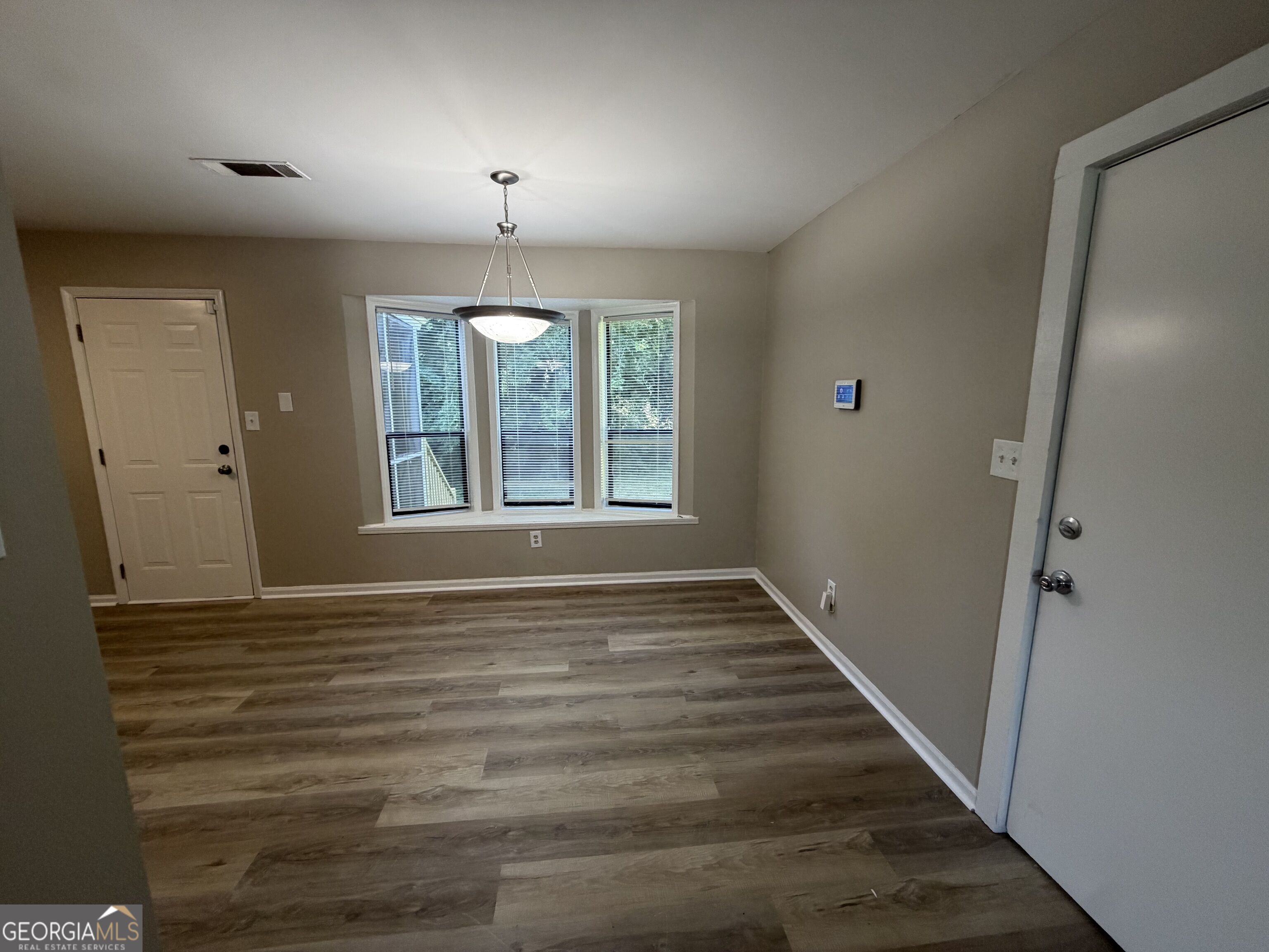 4125 Annistown Road Property Photo 2