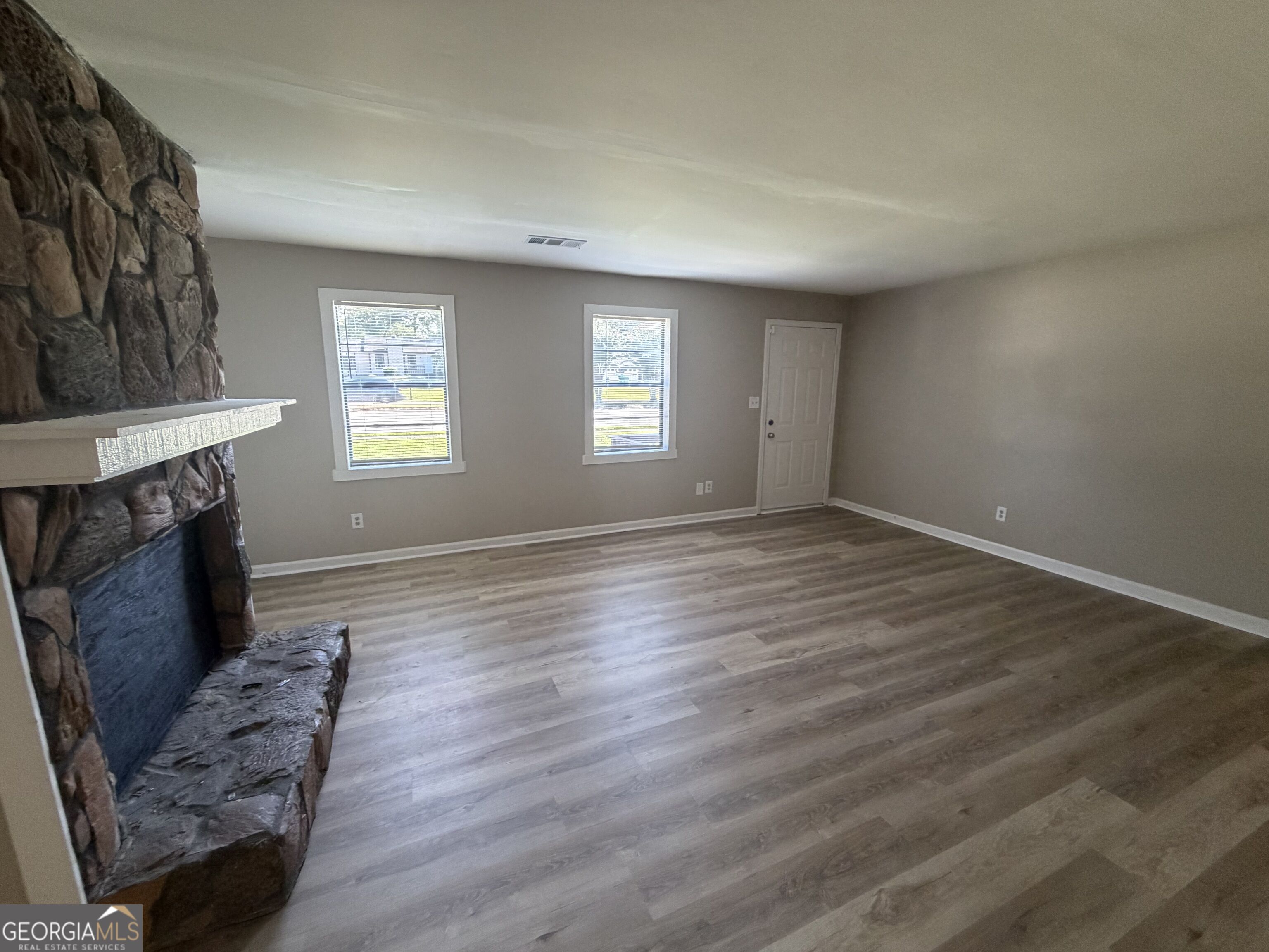 4125 Annistown Road Property Photo 5