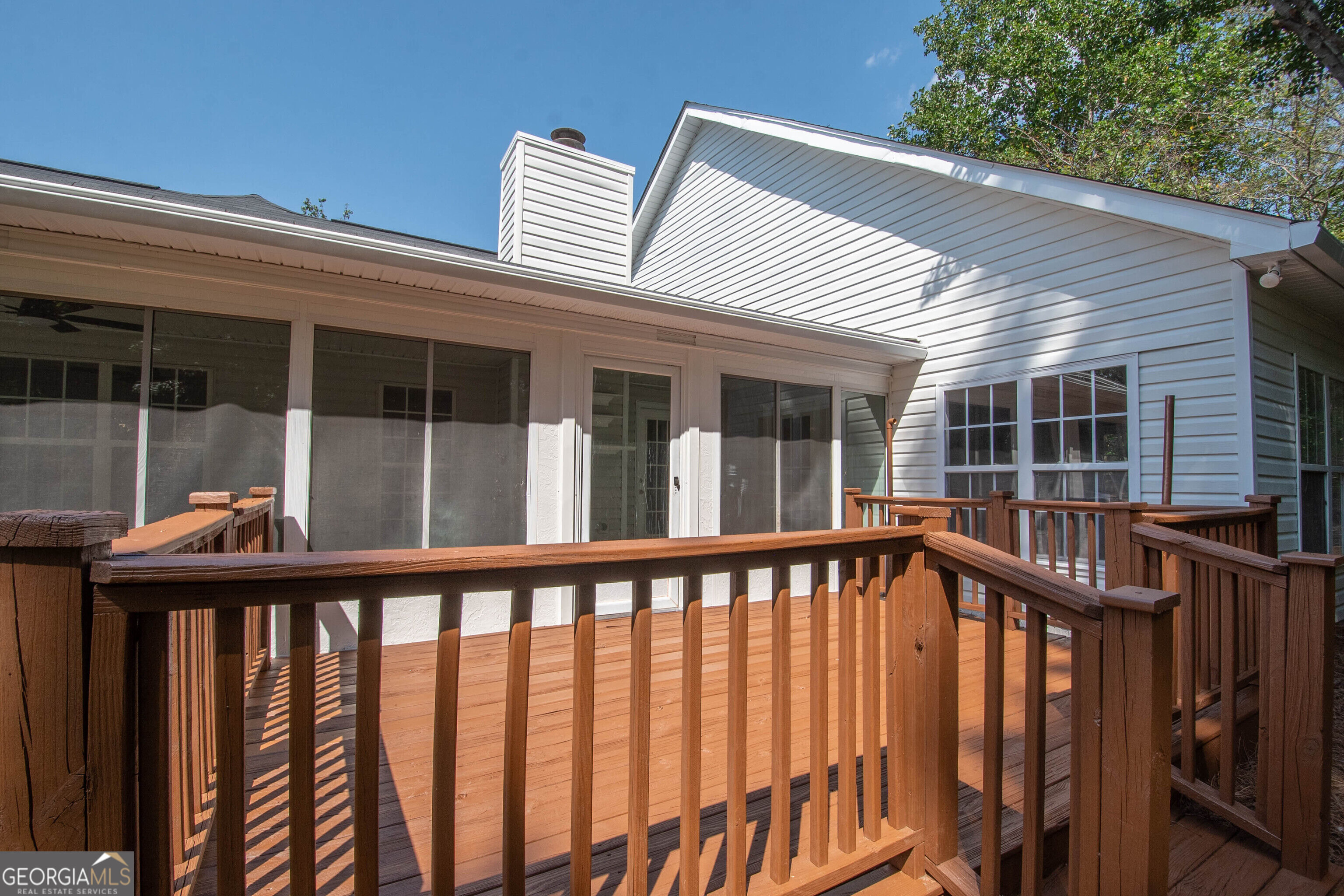 145 Edgemont Drive Property Photo 5