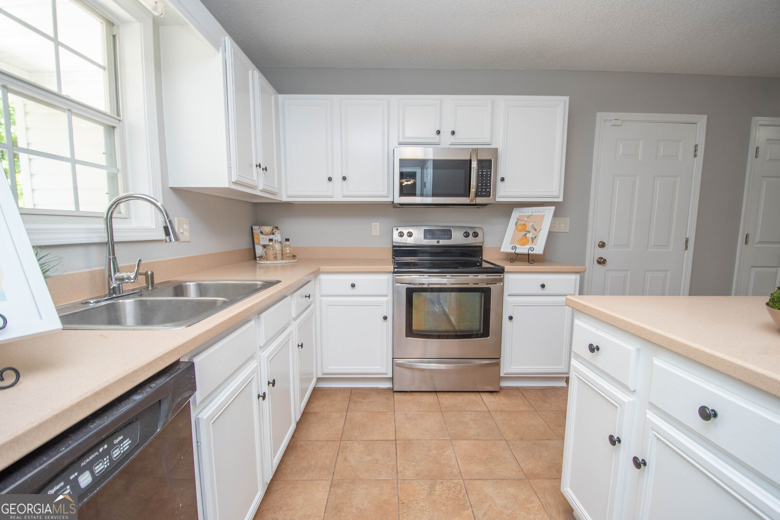 145 Edgemont Drive Property Photo 13