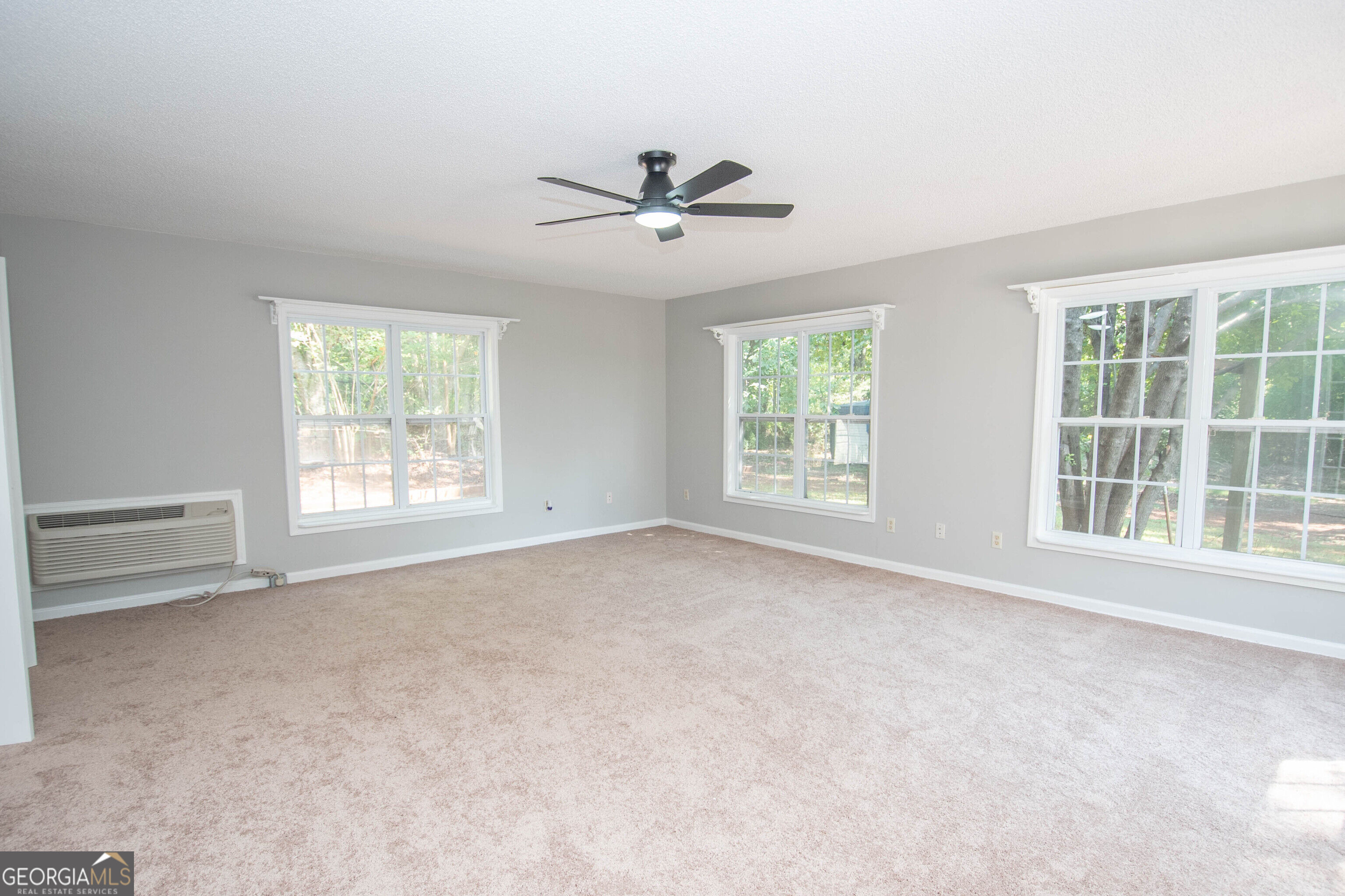 145 Edgemont Drive Property Photo 16