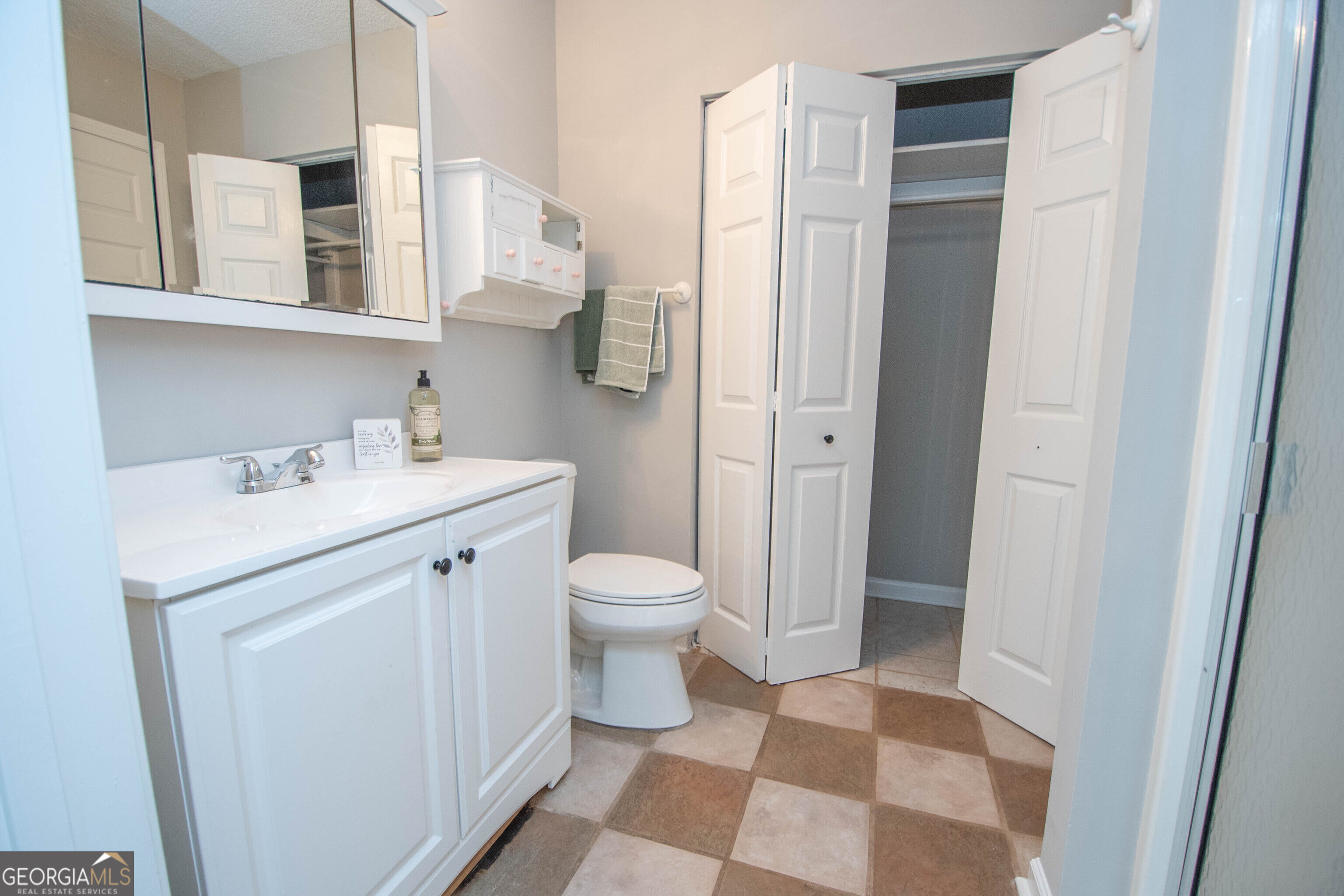 145 Edgemont Drive Property Photo 18