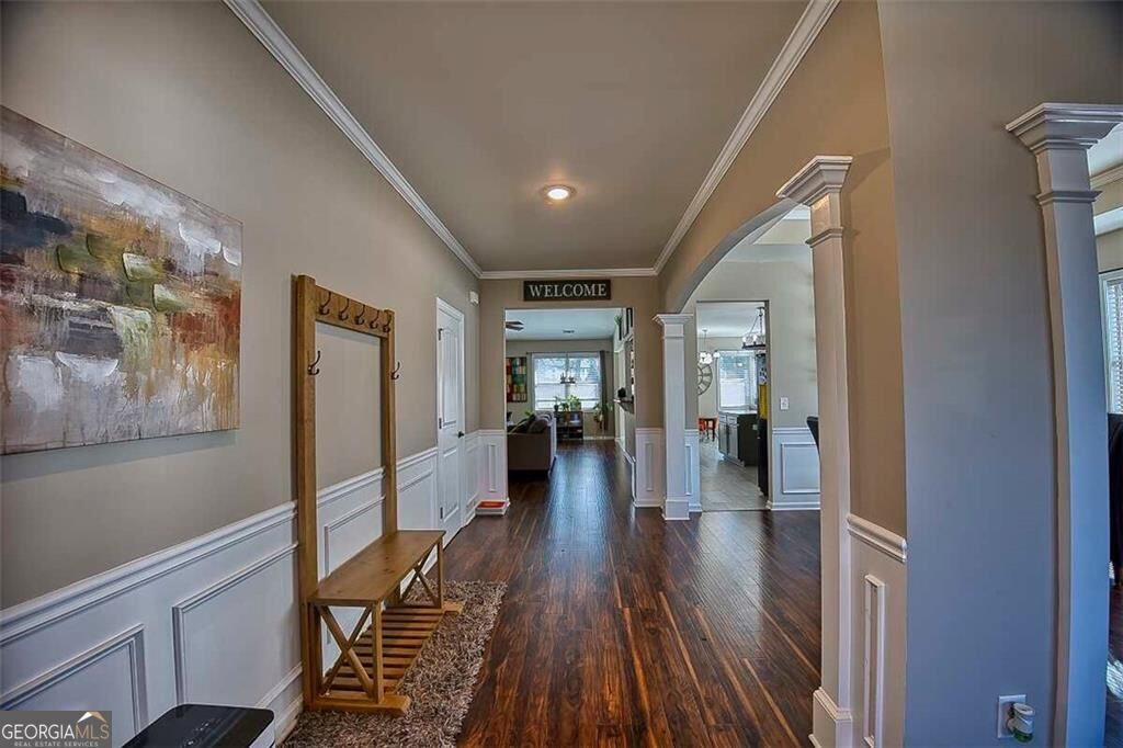 2364 Allsborough Way Property Photo 4