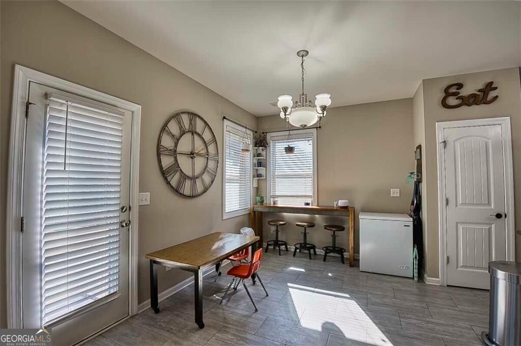 2364 Allsborough Way Property Photo 11